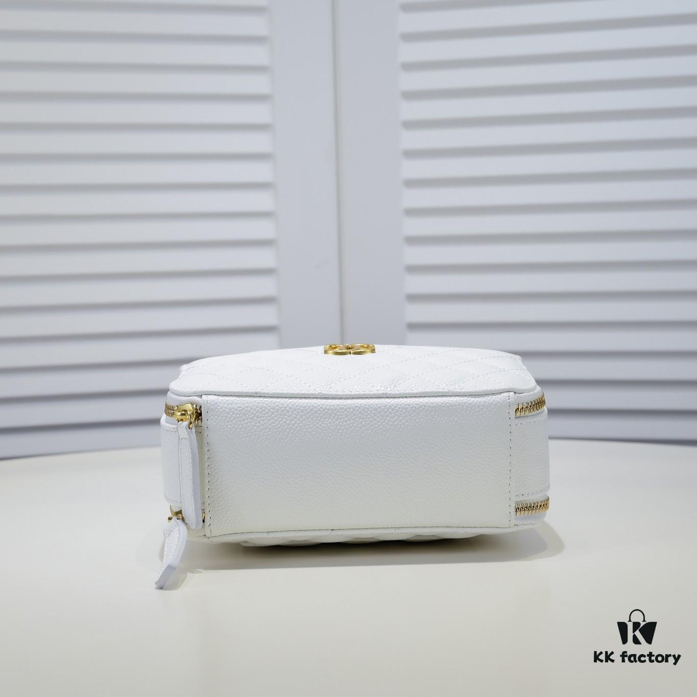 69304c6cf09edb6de4c4e63e Chanel Official Website Caviar Handle Letter Bag Double C Camera Chain Crossbody Bag, Model No. 9081, Size: 20*9*15cm