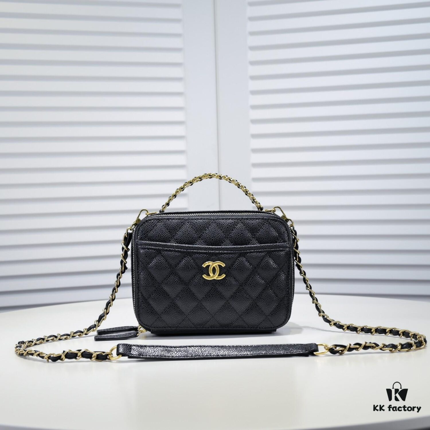 Chanel Official Website, Caviar Handle Letter Bag Double C Camera Chain Crossbody Bag, Model No. 9081, Size: 20*9*15cm