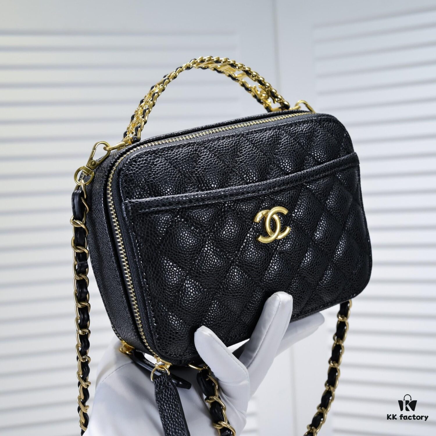 Chanel Official Website, Caviar Handle Letter Bag Double C Camera Chain Crossbody Bag, Model No. 9081, Size: 20*9*15cm
