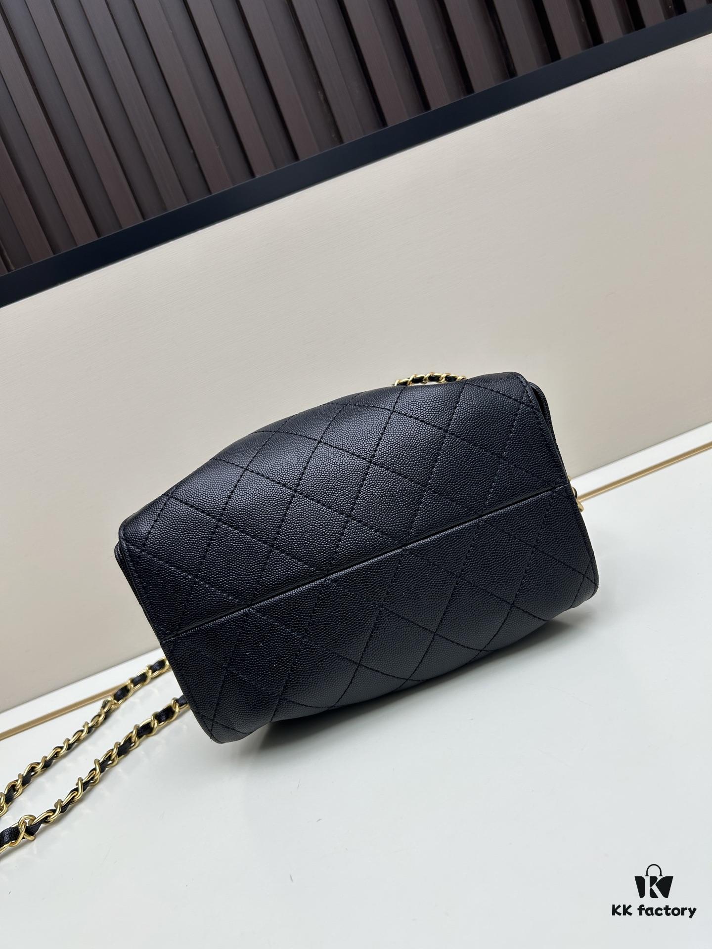 Mini Chanel 25C Hobo Bag in Suede and Pebbled Leather – Vintage-Inspired Drawstring Bucket Bag with Quilted Design and Classic Chain Strap