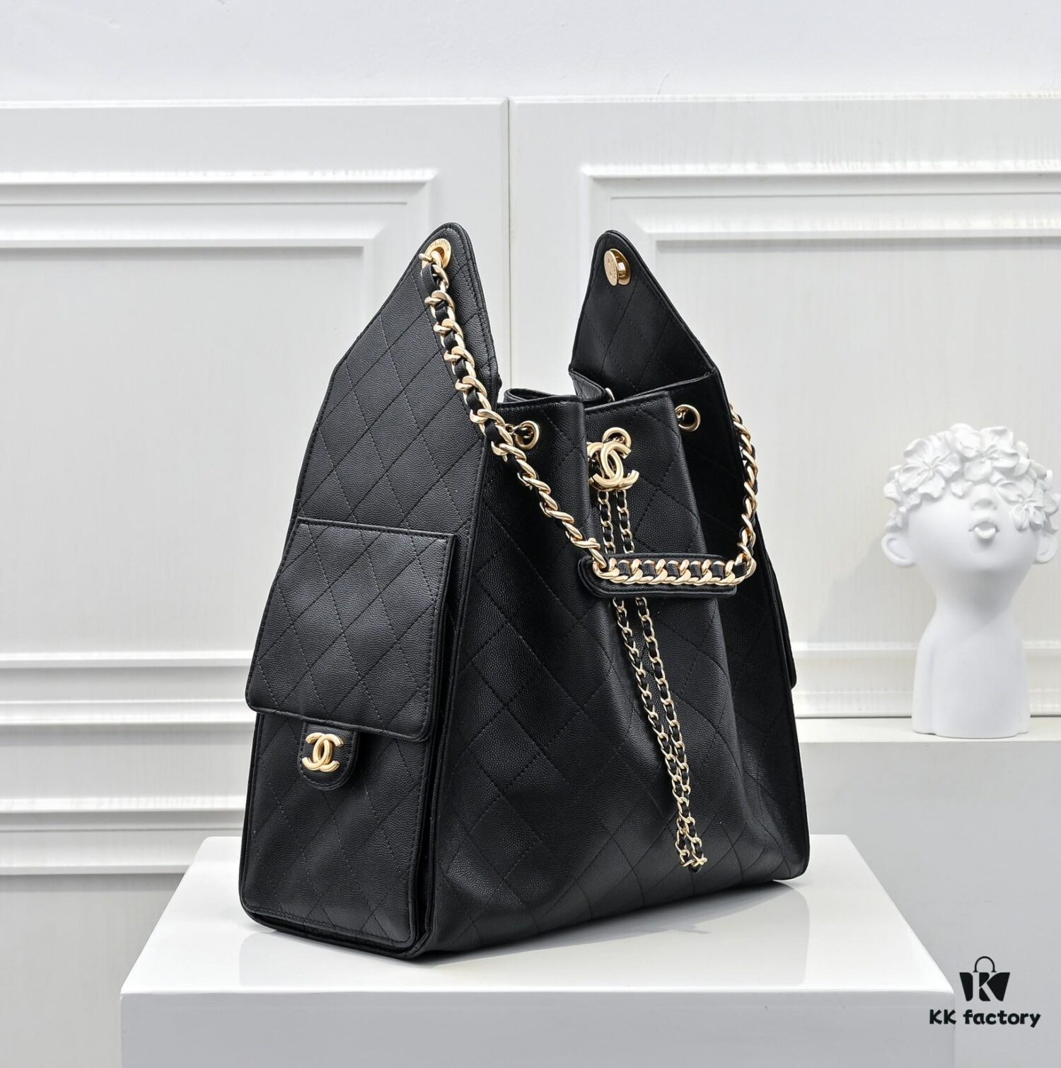 69304cd9f09edb6de4c4e6f8 Large Upgraded Chanel 25C Hobo Bag in Quilted Calfskin with Vintage Gold-Tone Buckle Drawstring Bucket Design, Rhombus Stitching, Retro Black and Gold, Classic Chain Detail