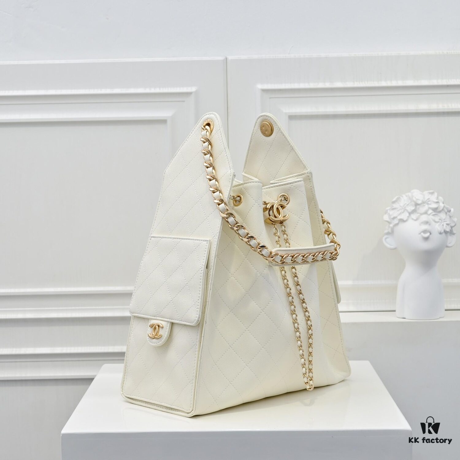 69304cddf09edb6de4c4e6fe Large Upgrade Version Chanel 25C Hobo Bag in Quilted Calf Leather - Vintage Bucket Shoulder Bag with Coin Toggle Drawstring, Diamond Stitching, Retro Black-Gold Tone, Classic Chain Design