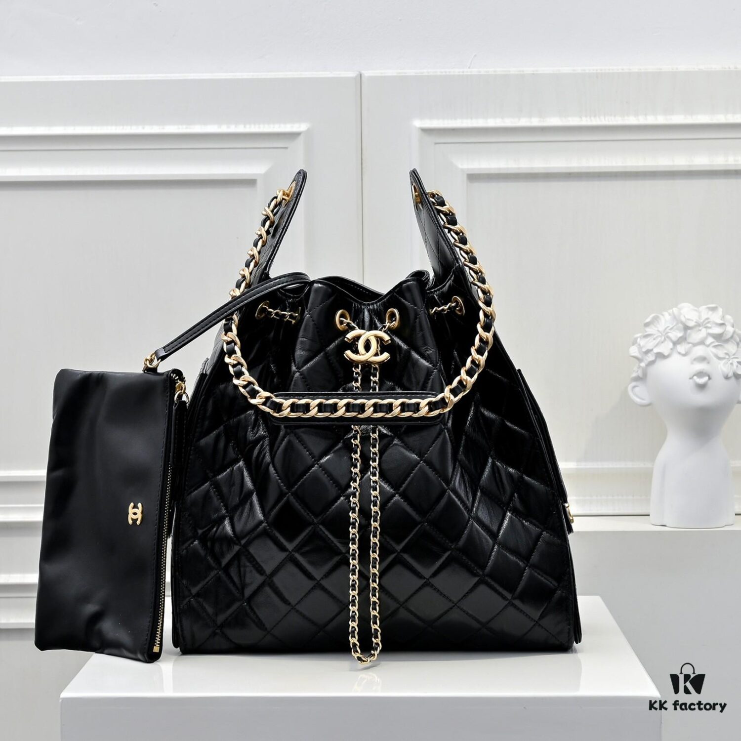69304ce3f09edb6de4c4e706 Large Upgraded Chanel 25C Hobo Bag in Oil-Waxed Calfskin - Vintage Gold-Tone Buckle Drawstring Bucket Bag with Quilted Pattern, Retro Black and Gold, Classic Chain Design
