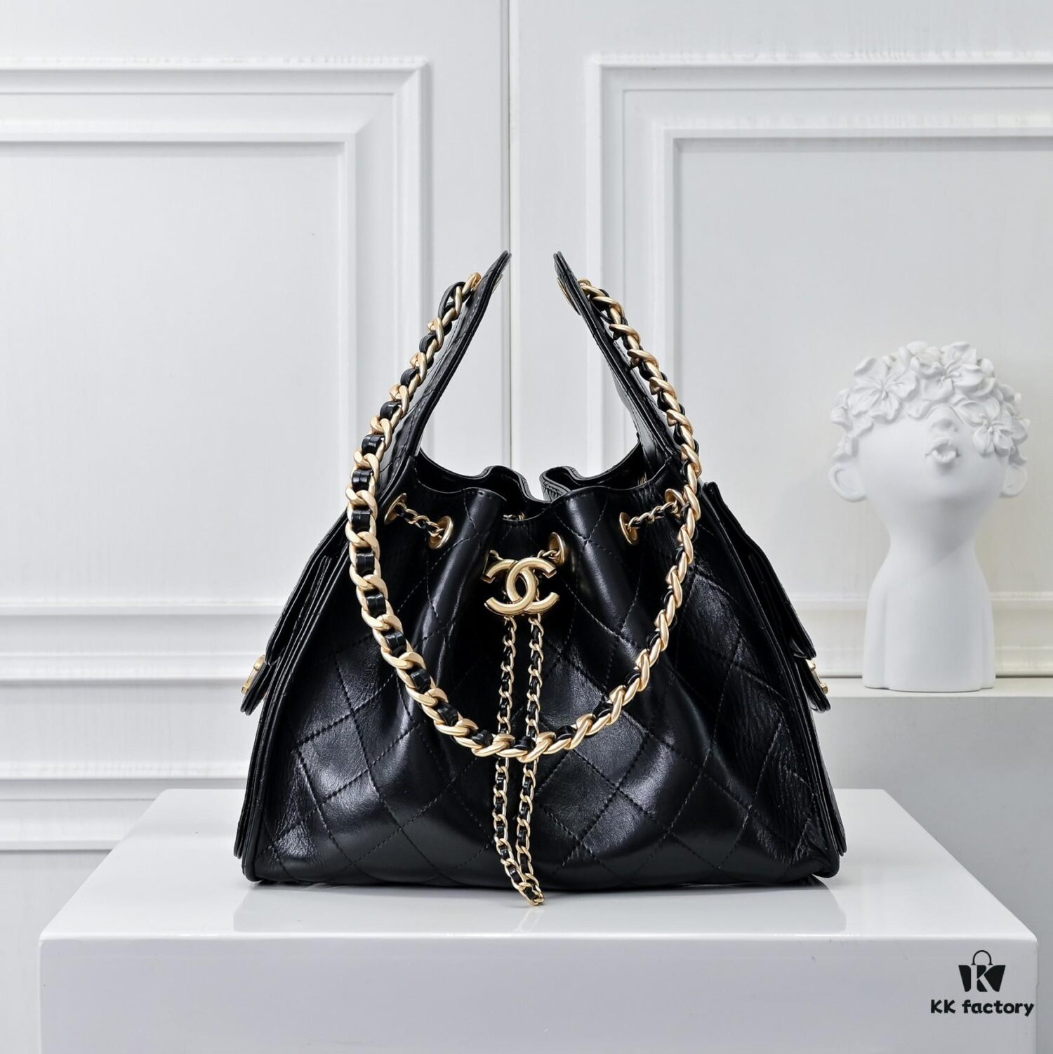69304cf4f09edb6de4c4e720 Upgraded Chanel 25C Style Oil-Waxed Leather Hobo Bag, Vintage Coin Buckle Drawstring Bucket Bag with Quilted Pattern, Retro Black and Gold, Classic Chain Design