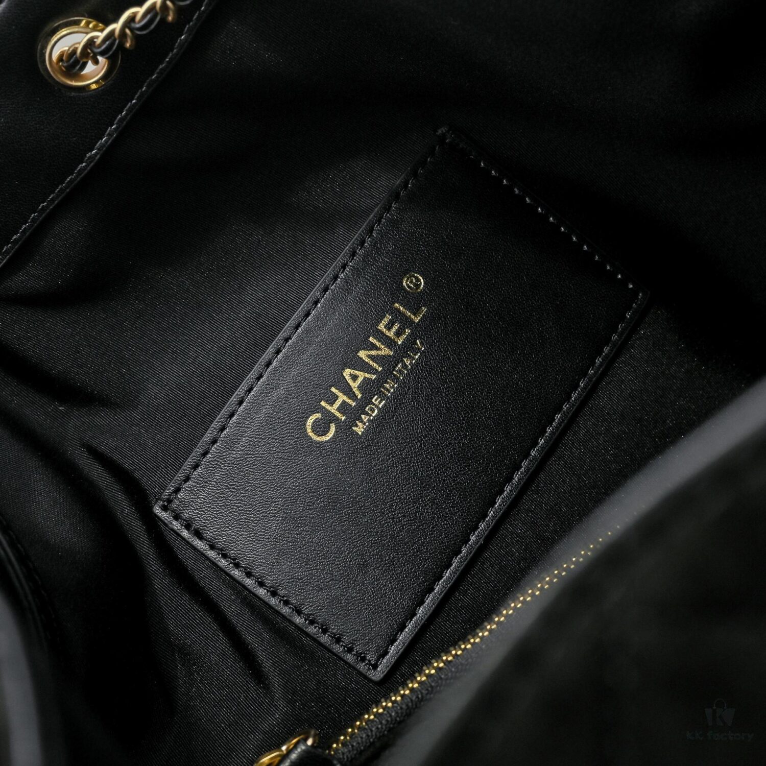 69304d2df09edb6de4c4e752 Large Upgraded Chanel 25C Hobo Bag in Suede Cowhide - Vintage Bucket Bag with Coin Button Drawstring, Diamond Quilting, Retro Black-Gold Tone, Classic Chain Design