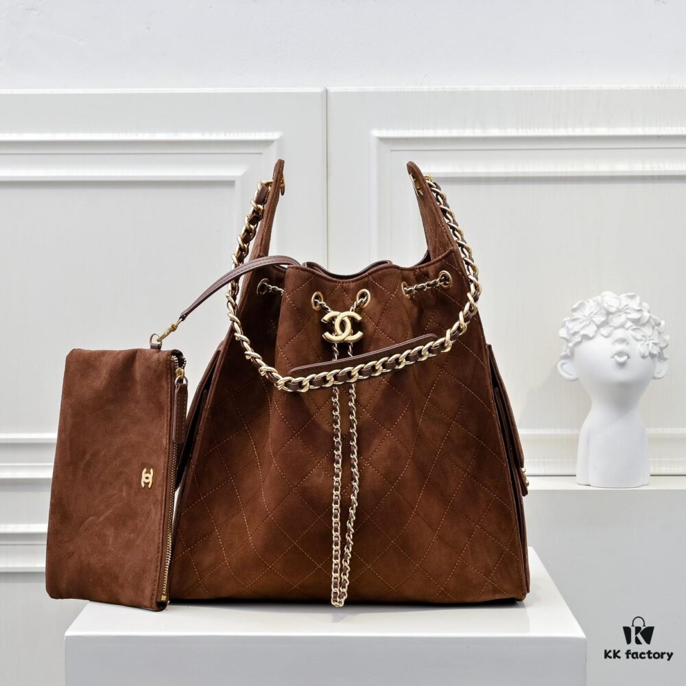 Large Upgraded Chanel 25C Hobo Bag in Suede Leather - Vintage Gold Buckle Drawstring Bucket Bag with Quilted Pattern, Retro Black and Gold, Classic Chain Design