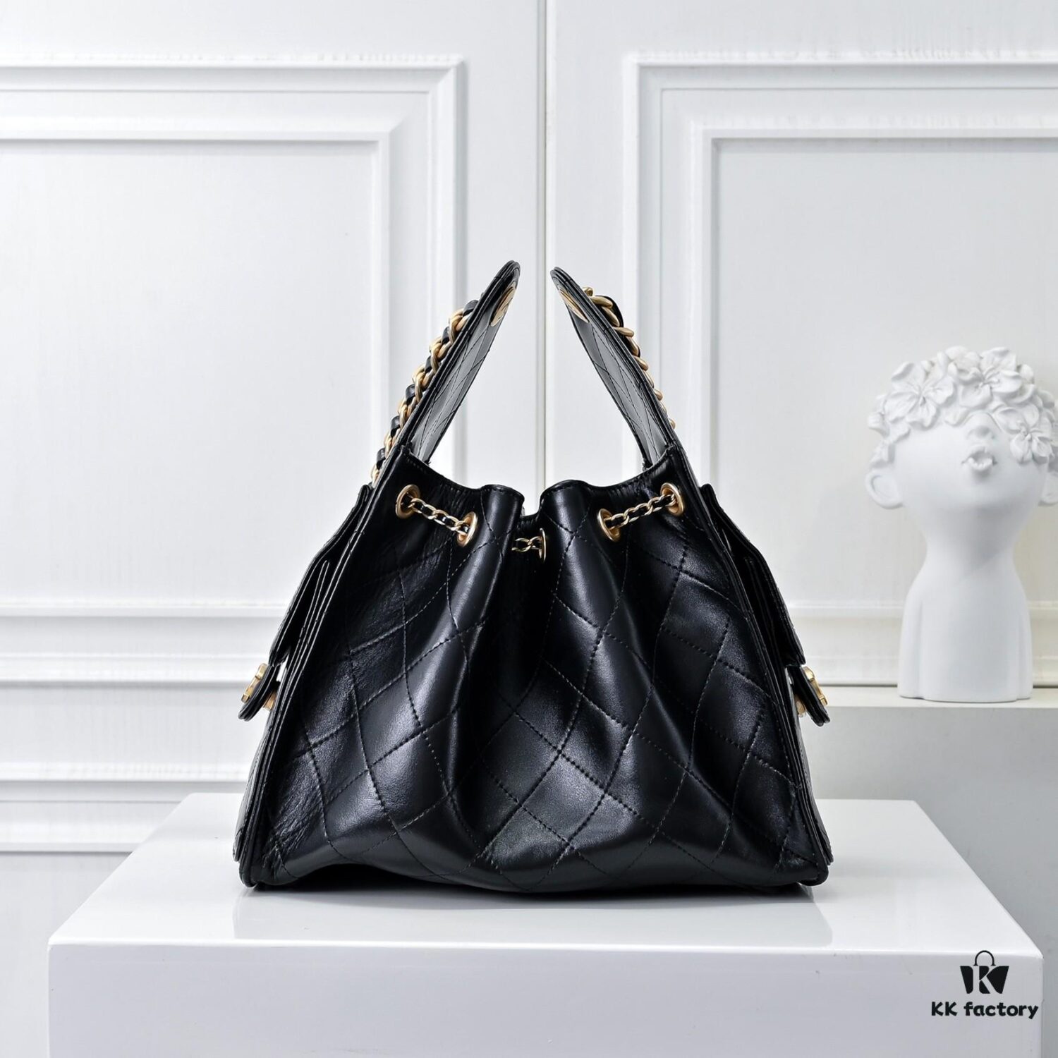 69304d31f09edb6de4c4e758 Upgraded Chanel 25C Style Oil-Waxed Leather Hobo Bag, Vintage Coin Buckle Drawstring Bucket Bag with Quilted Pattern, Retro Black and Gold, Classic Chain Design