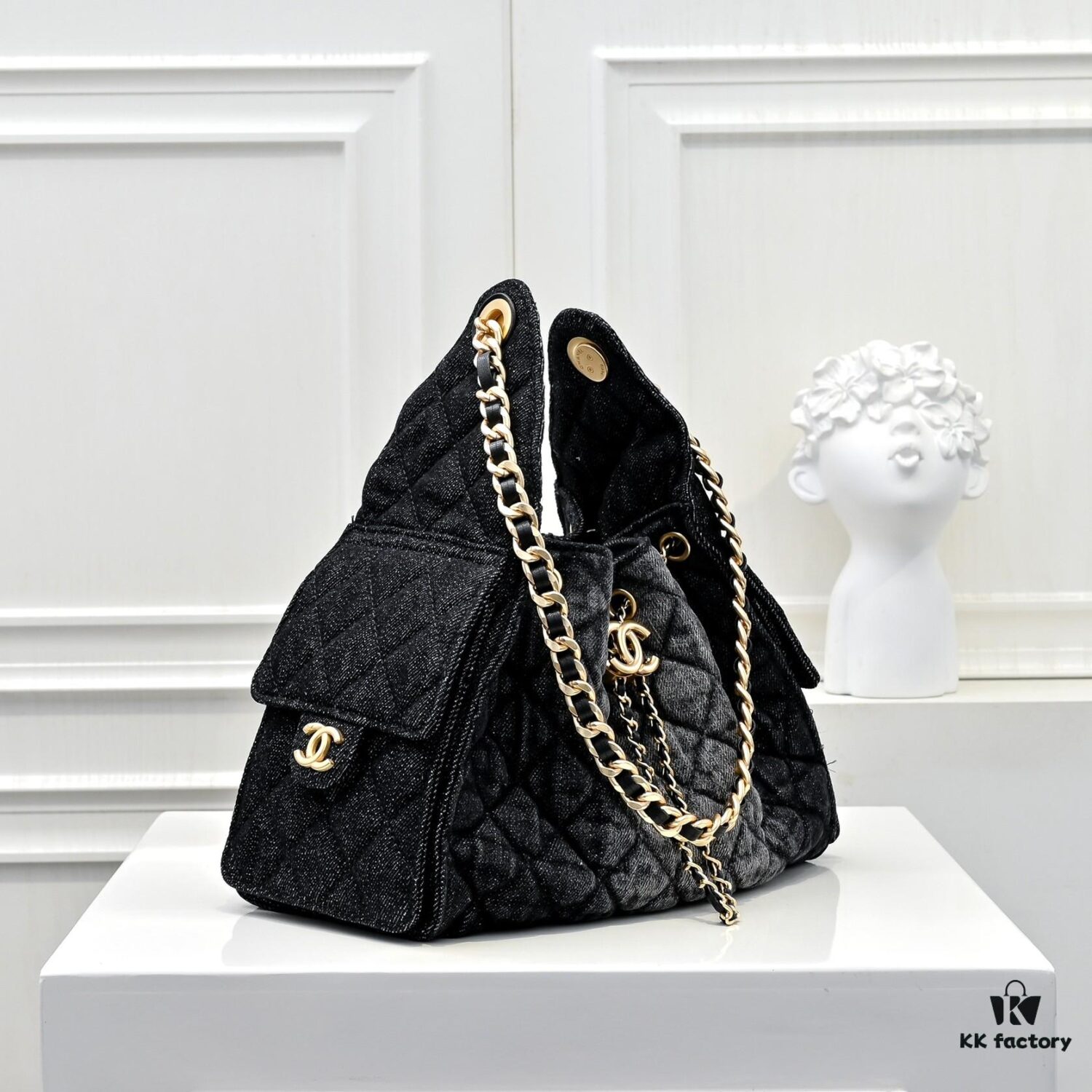 69304d37f09edb6de4c4e761 Upgraded Chanel 25C King Bag Washed Gradient Denim Hobo Bag Small Vintage Coin Button Drawstring Bucket Bag with Quilted Pattern and Retro Black-Gold Tone Chain Design