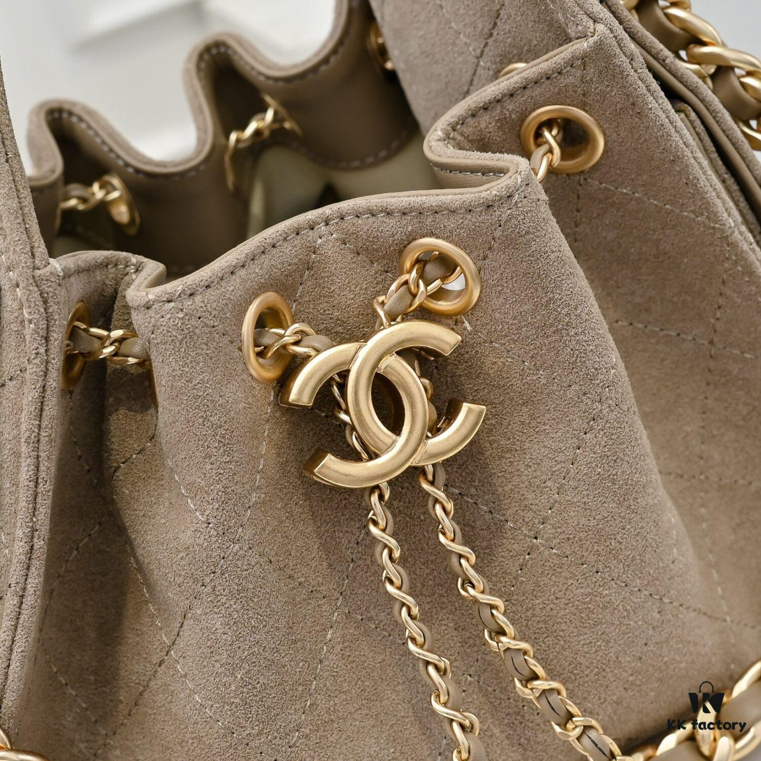 69304d76f09edb6de4c4e7aa Mini Chanel 25C Hobo Bag in Suede, Crossbody Bucket Bag with Vintage Coin Toggle Drawstring, Diamond Quilting, Retro Black-Gold Hardware, Classic Chain Design