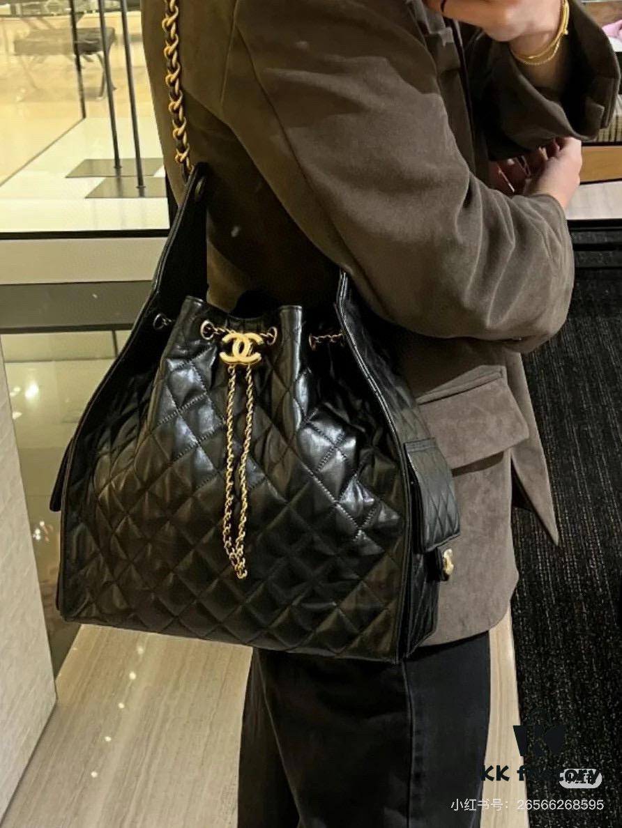69304d86f09edb6de4c4e7c0 Large Size Suede, Frosted Upgrade Chanel 25C Hobo Bag, Vintage Coin Button Drawstring Bucket Bag with Diamond Quilting, Retro Black and Gold, Classic Chain Design