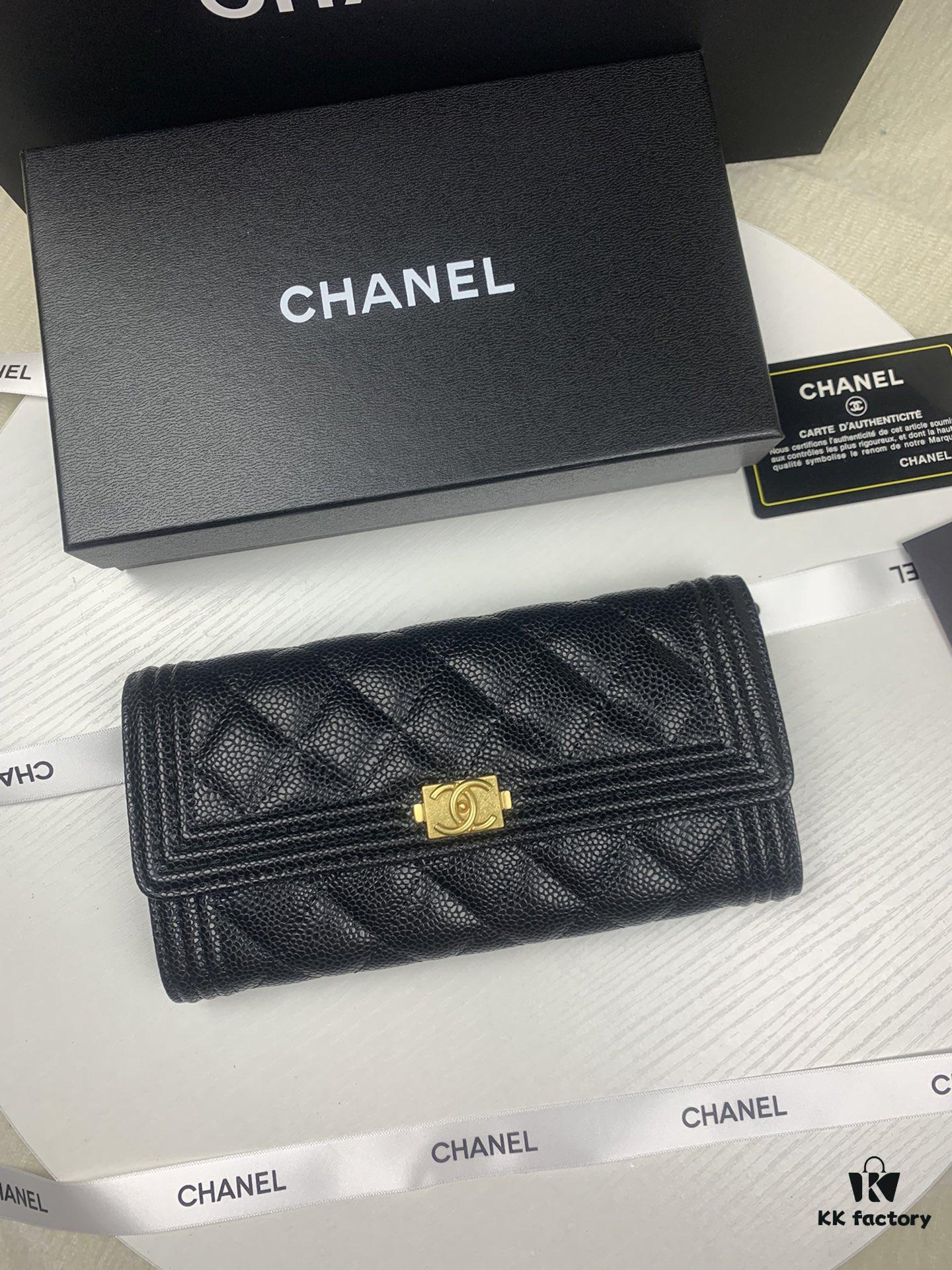 69304dc0f09edb6de4c4e809 CHANEL Le Boy Long Wallet, Model A80286, Calfskin with Gold-Tone Hardware, Original Quality, Complete Packaging Included! Dimensions: 10.5 x 19 x 3 cm, Color: Quilted Beige with Golden Clasp