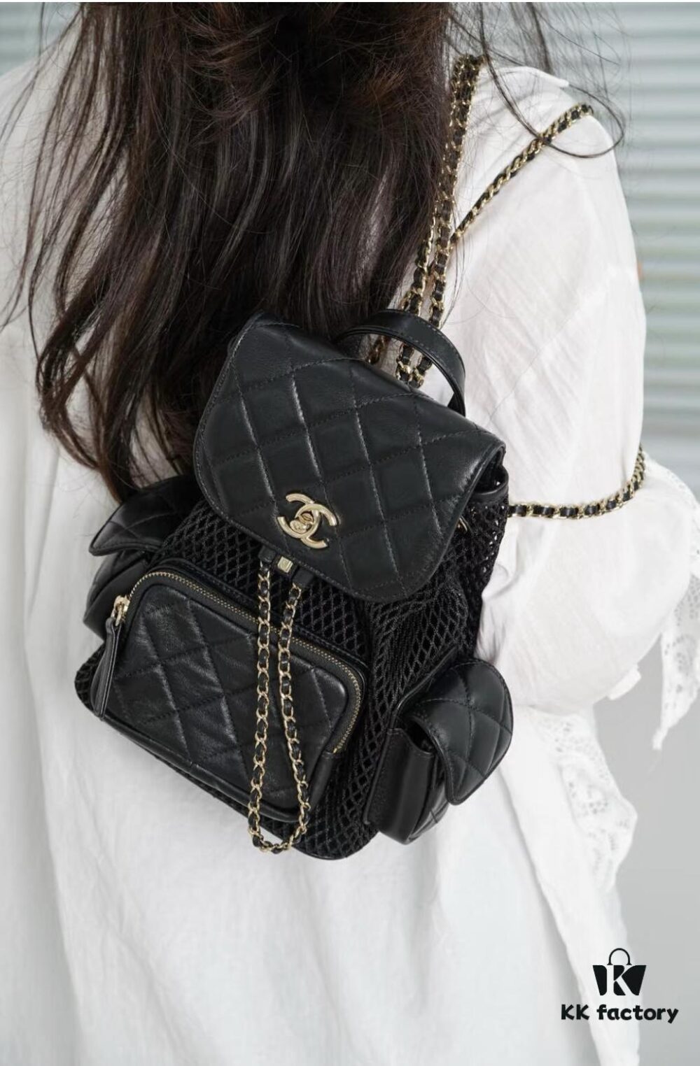 69304ddbf09edb6de4c4e82c CHANEL 25S Spring/Summer Bestseller Series Mesh Netting Backpack