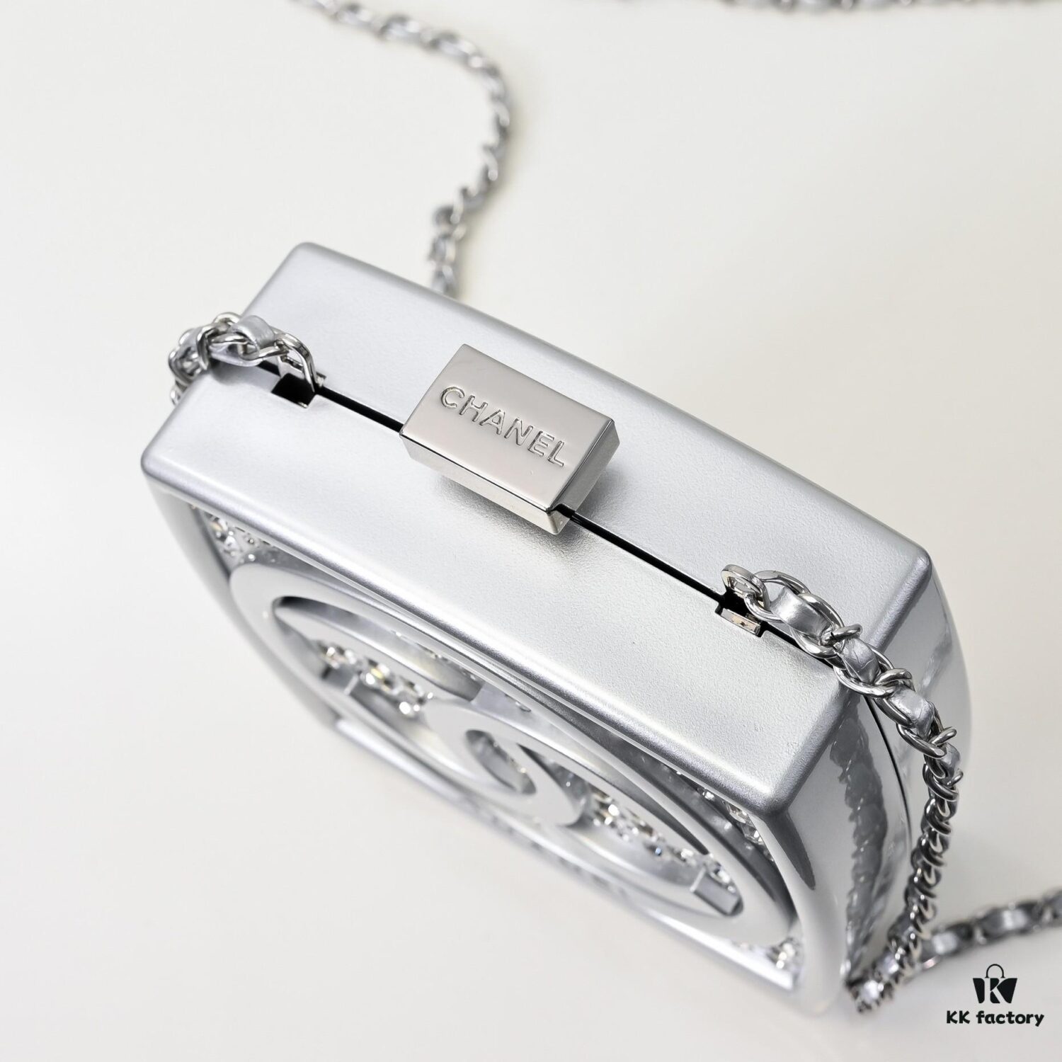 69304df6f09edb6de4c4e845 Limited Edition CHANEL Diamond Powder Case - Sparkling and Elegant, A Must-Have Fashion Accessory