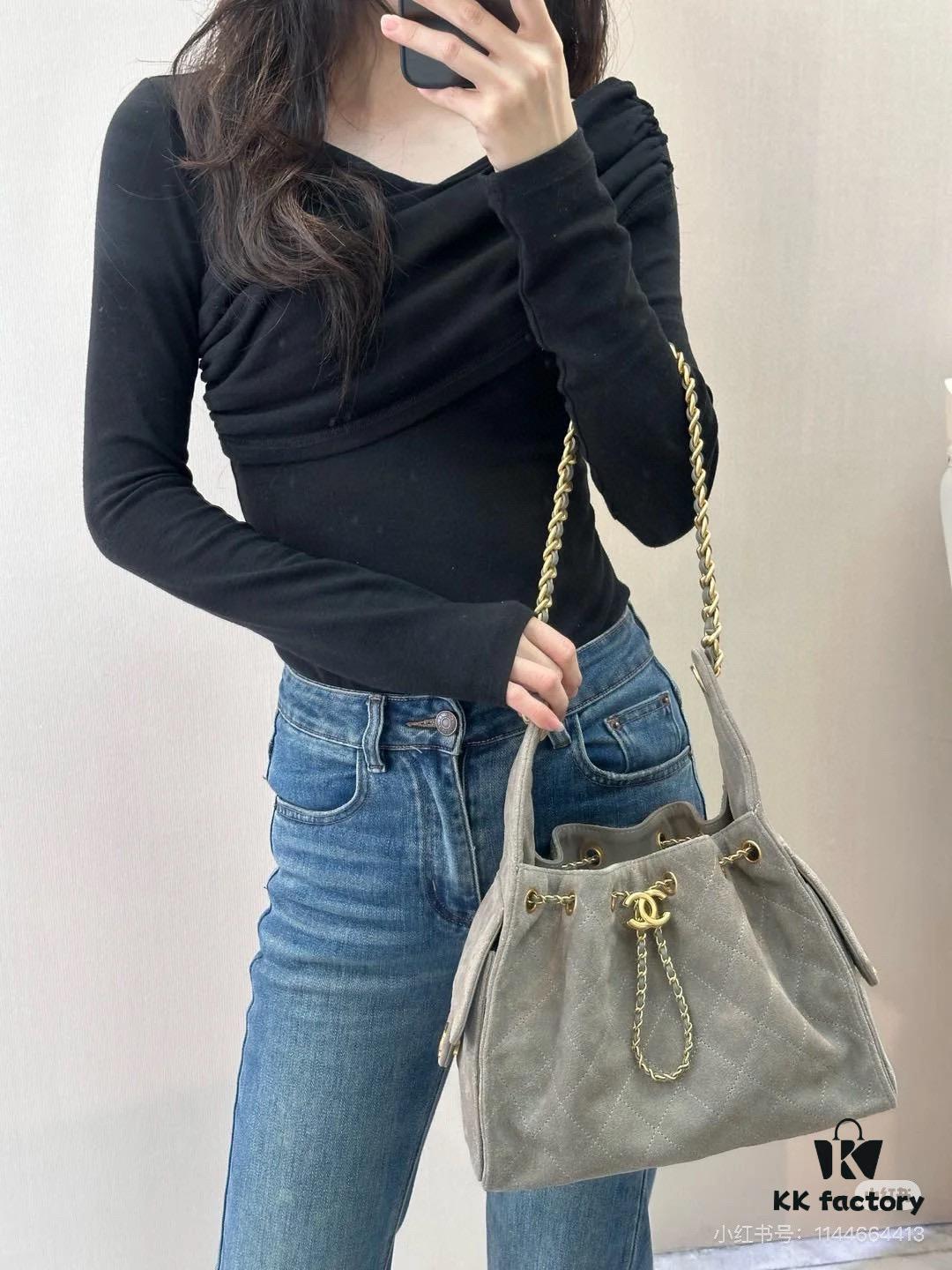 69304dfff09edb6de4c4e851 Upgraded Chanel 25C Style Hobo Bag in Quilted Calf Leather – Vintage Gold Buckle Drawstring Bucket Bag with Diamond Stitching and Retro Black-Gold Accents