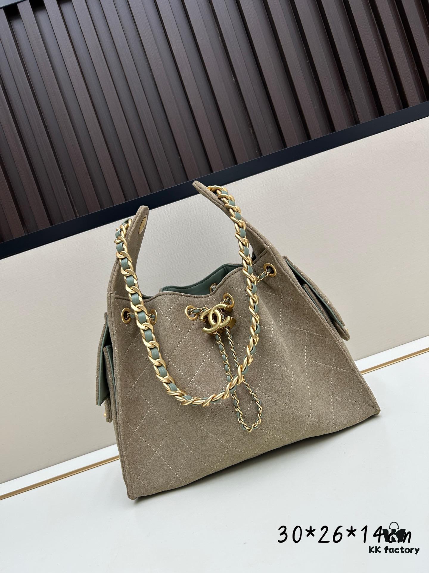 69304e0af09edb6de4c4e85d Upgraded Chanel 25C Style Hobo Bag in Quilted Calf Leather – Mini Vintage Drawstring Bucket Bag with Retro Gold Buckle, Diamond Stitching, and Classic Chain Design