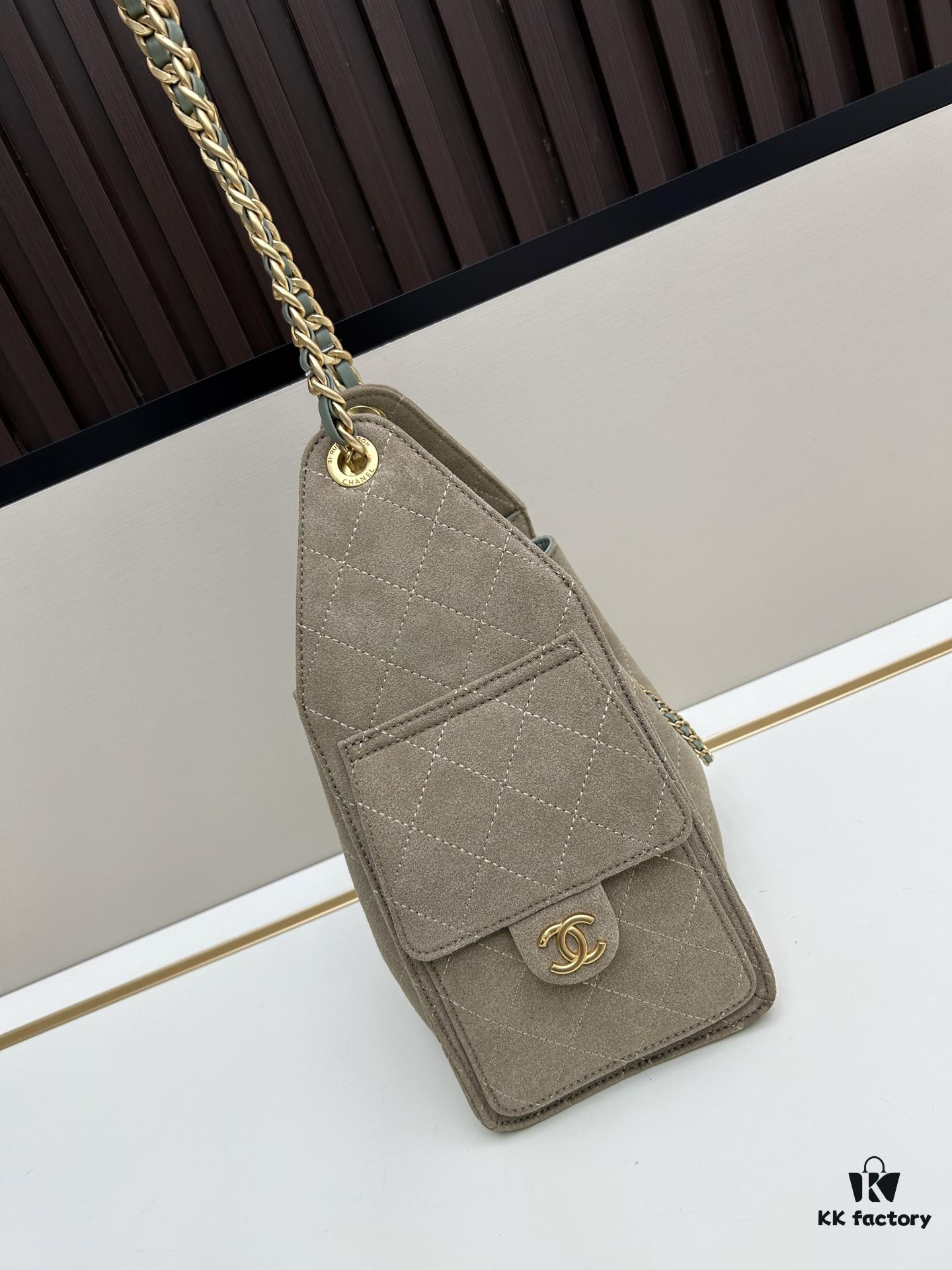 69304e22f09edb6de4c4e87a Upgraded Chanel 25C Style Hobo Bag in Quilted Calf Leather - Mini Bucket Shoulder Bag with Vintage Gold-Tone Buckle and Drawstring Closure, Chevron Stitching, Retro Black-Gold Accents, Elegant Chain Design