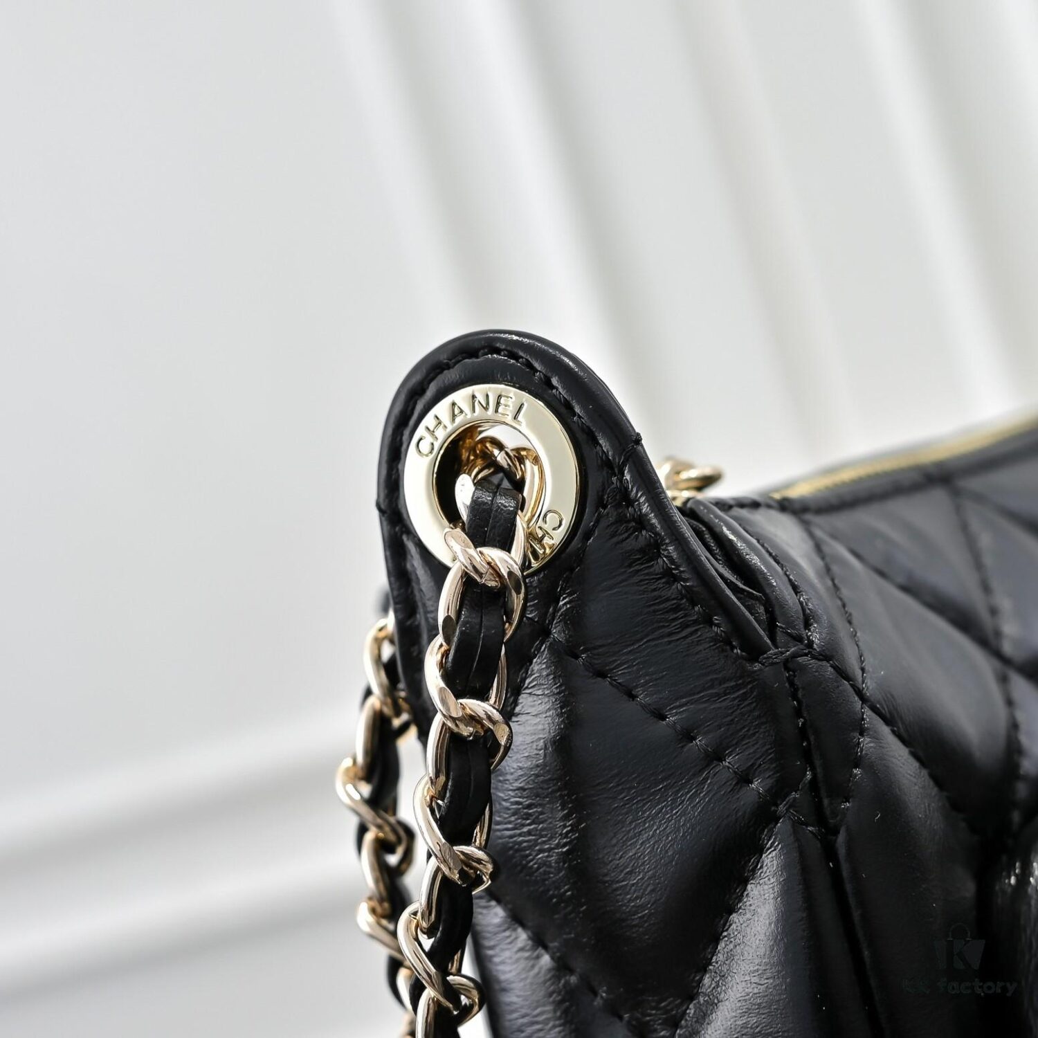 69304e83f09edb6de4c4e8f0 Chanel 25C Spring/Summer New Arrival Camera Bag - Luxurious Lambskin with Gold-Tone Chain