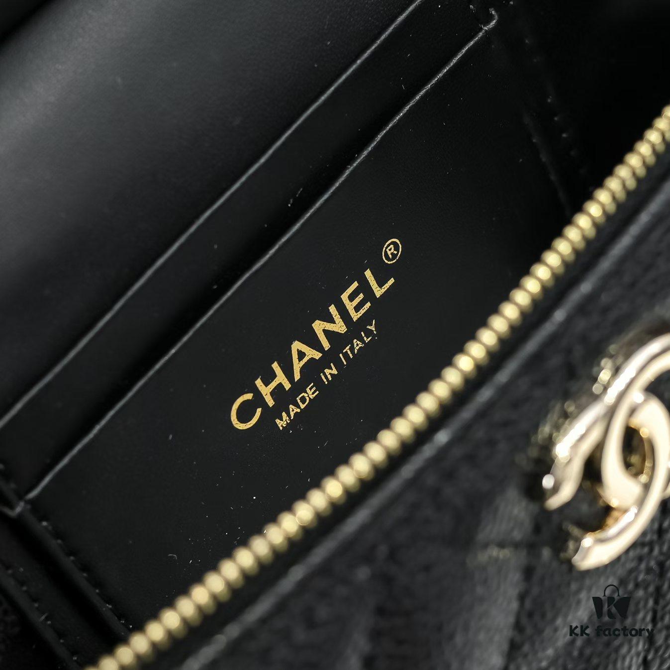 69304e90f09edb6de4c4e903 Chanel 25C Spring/Summer New Lunchbox Bag, Calfskin with Metal Chain Design, Double C Logo, Compact Size Fits Phone and Daily Essentials