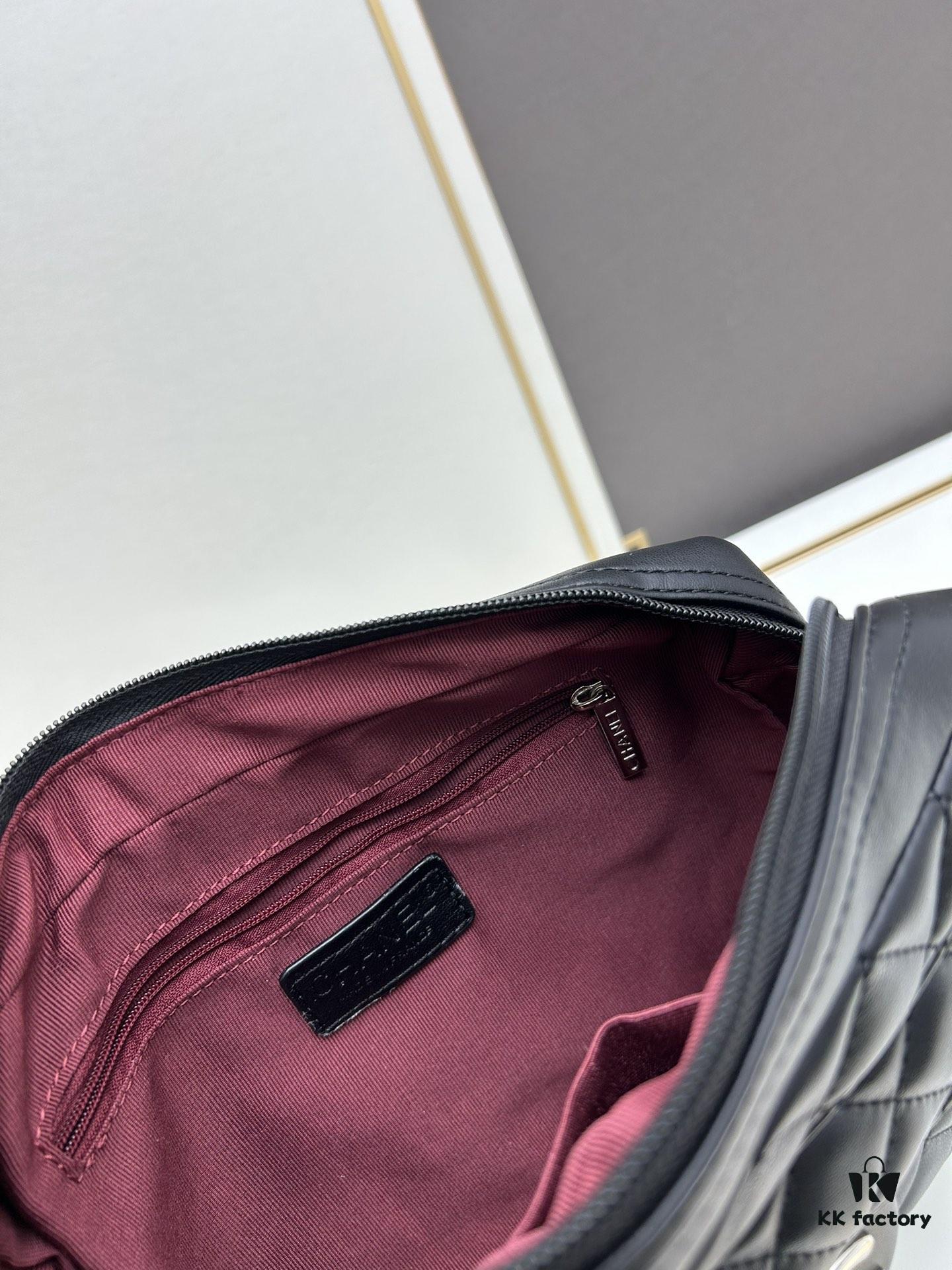69304e96f09edb6de4c4e90e New Arrival with Box Words Fail! No Wonder So Many Are Searching for This Black and White Chanel Camera Bag