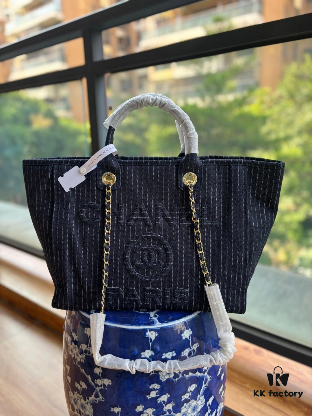 69304e9bf09edb6de4c4e914 Chanel Xiaoxiang Home 24 New Arrival Beach Bag