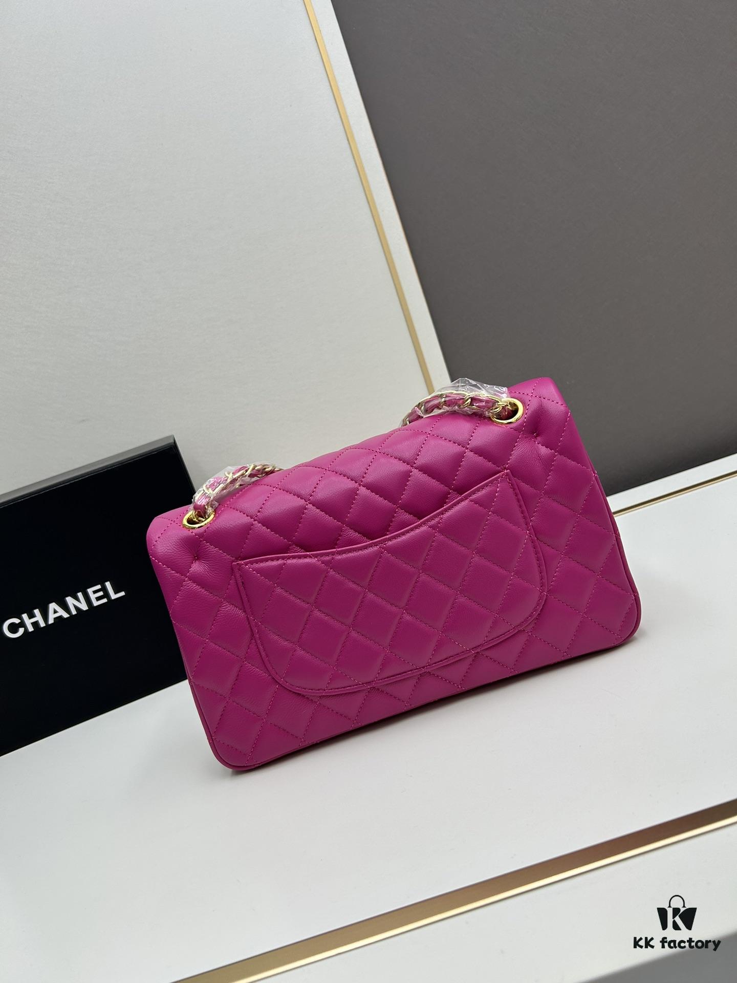 69304ed7f09edb6de4c4e968 Chanel Classic CF1112 Lambskin Electroplated Hardware with Glazed Finish, Premium Cowhide Gold Tone Clasp