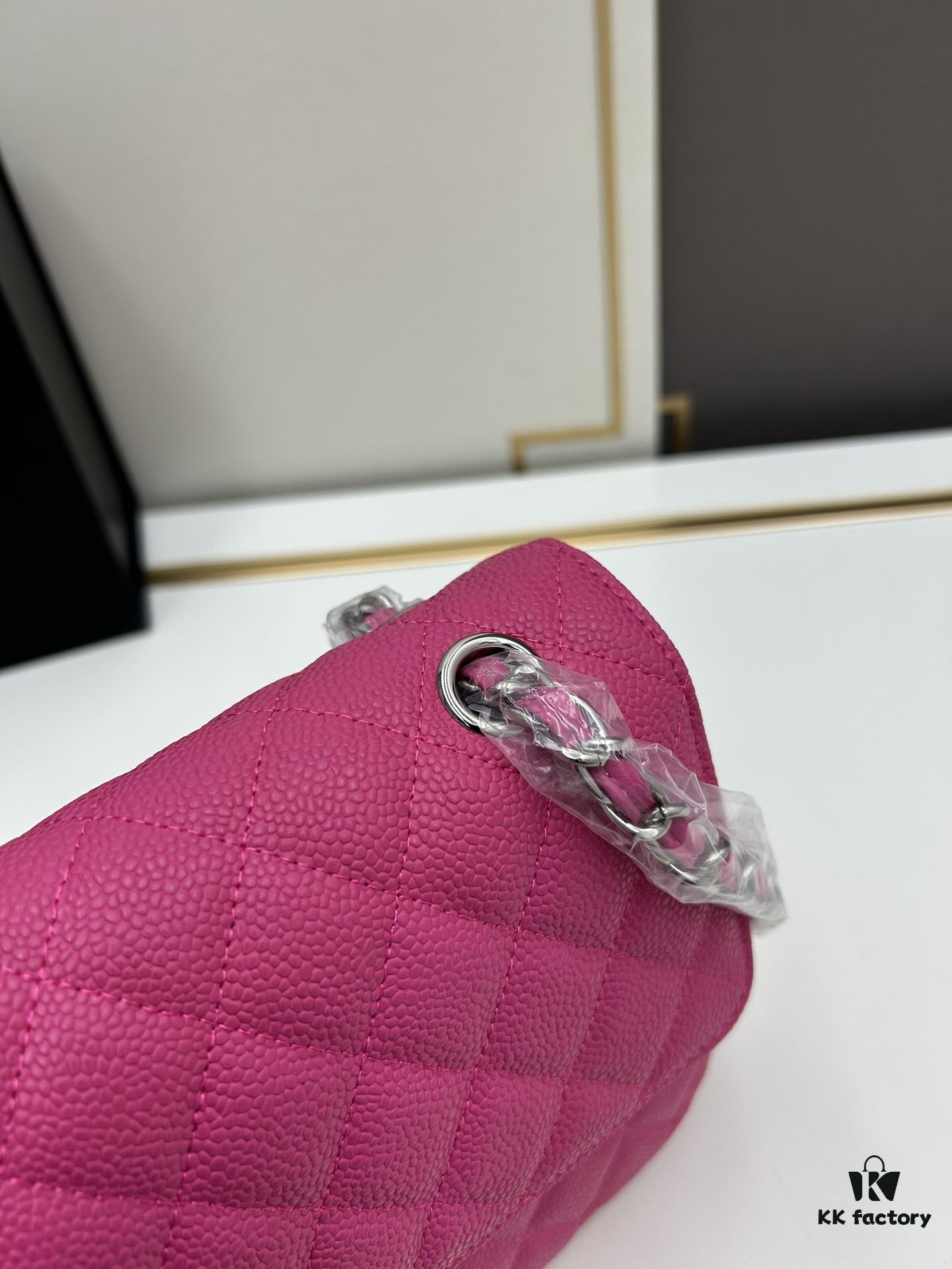 69304f3cf09edb6de4c4e9ed Chanel Classic CF1112 Calfskin Grain Texture Handbag with Electroplated Hardware