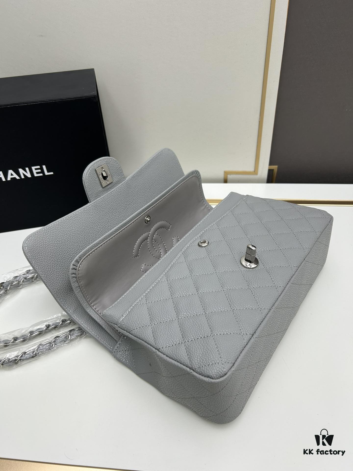 69304f42f09edb6de4c4e9f7 Chanel Classic CF1112 Calfskin Quilting Texture, Electroplated Hardware with Special Glaze Coating for Long-Lasting Color Retention, Genuine Leather Gold Buckle