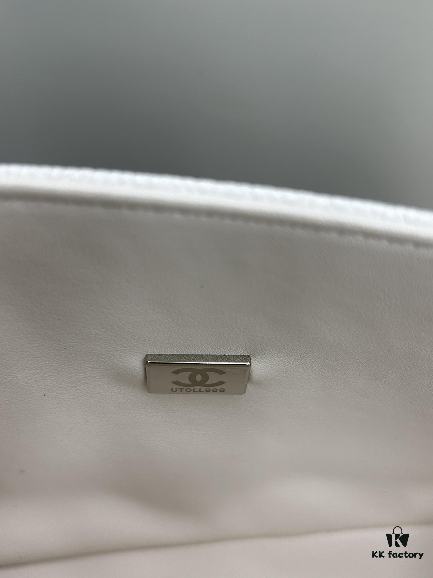 69304f46f09edb6de4c4e9f9 Chanel Classic CF1112 Calfskin Grain Texture Handbag with Electroplated Hardware