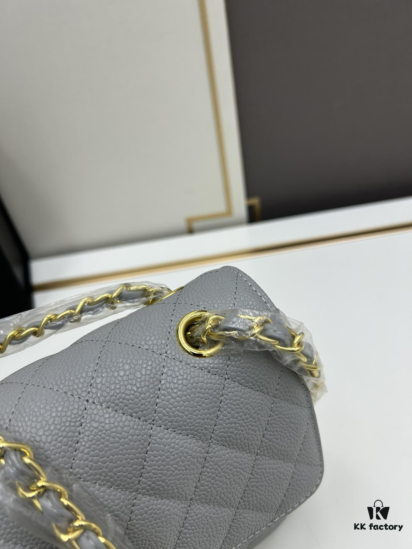Chanel Classic CF1112 Lambskin Grain Texture, Electroplated Hardware with Special Glaze Coating for Long-Lasting Fade Resistance, Premium Custom Version