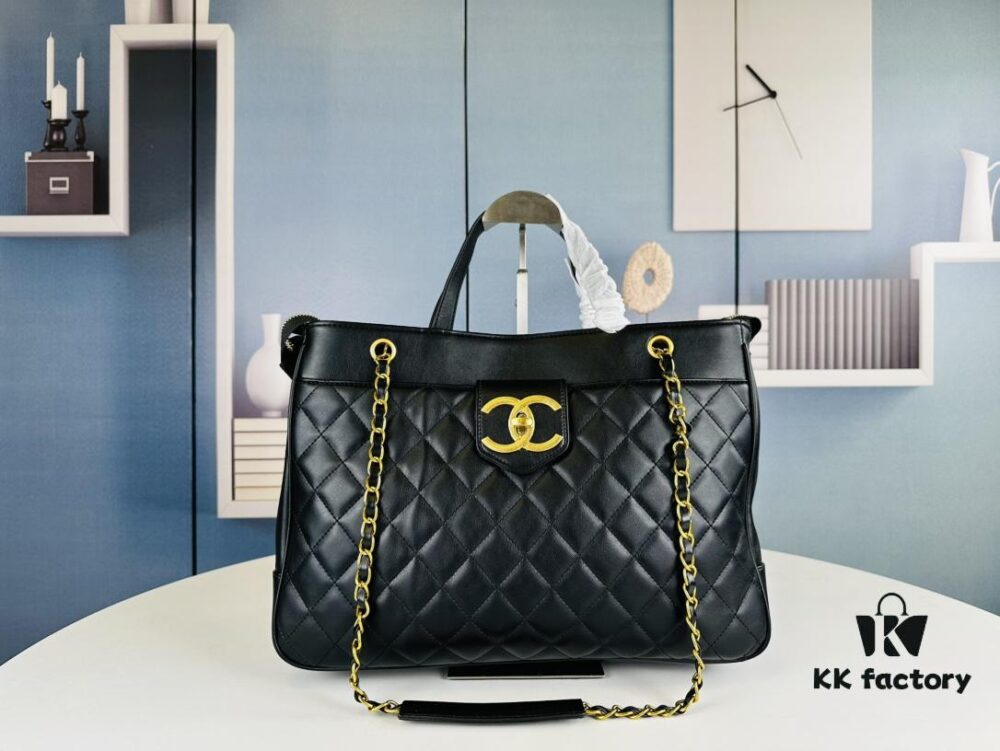 69304f99f09edb6de4c4ea57 New Arrival Chanel Black and Gold 2-Way Vertical Tote