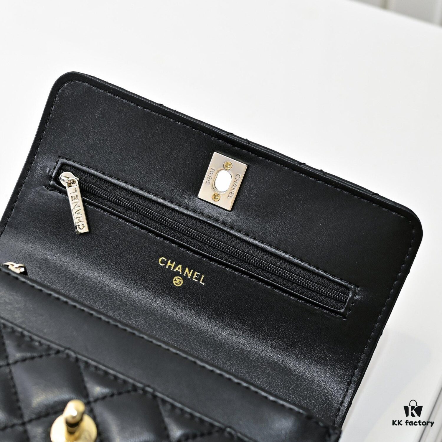 69304fc1f09edb6de4c4ea86 CHANEL 2024 Fall/Winter New Arrival Genuine Lambskin WOC with Metal Rhinestone Handle, Stylish and Elegant, Can Be Carried by Hand or Crossbody