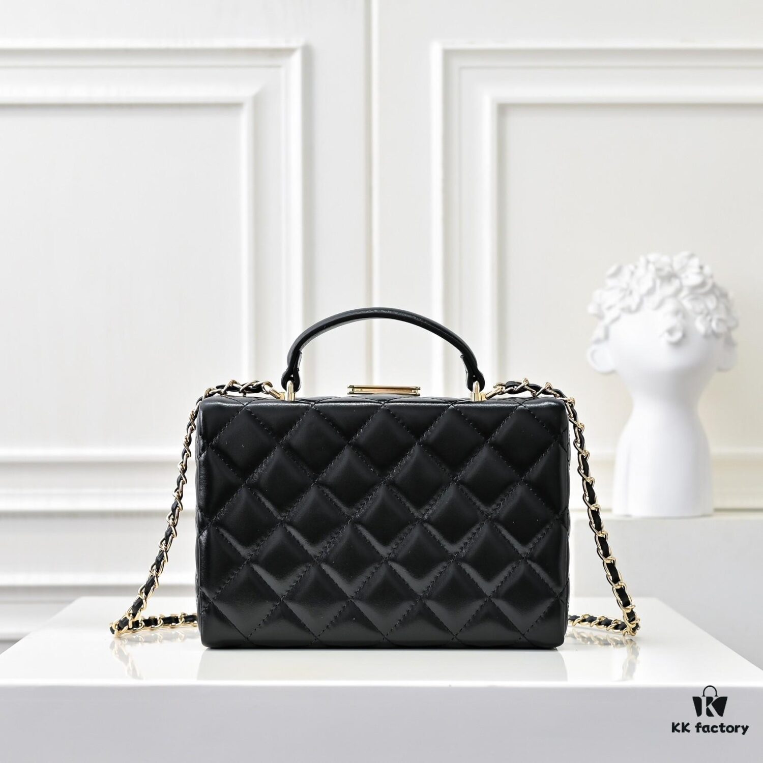 69304fccf09edb6de4c4ea92 CHANEL 24K Makeup Pouch, Luxurious and Stylish, Top-Grain Leather with Durable Gold Chain, Classic CC Logo, Perfect for Everyday Elegance