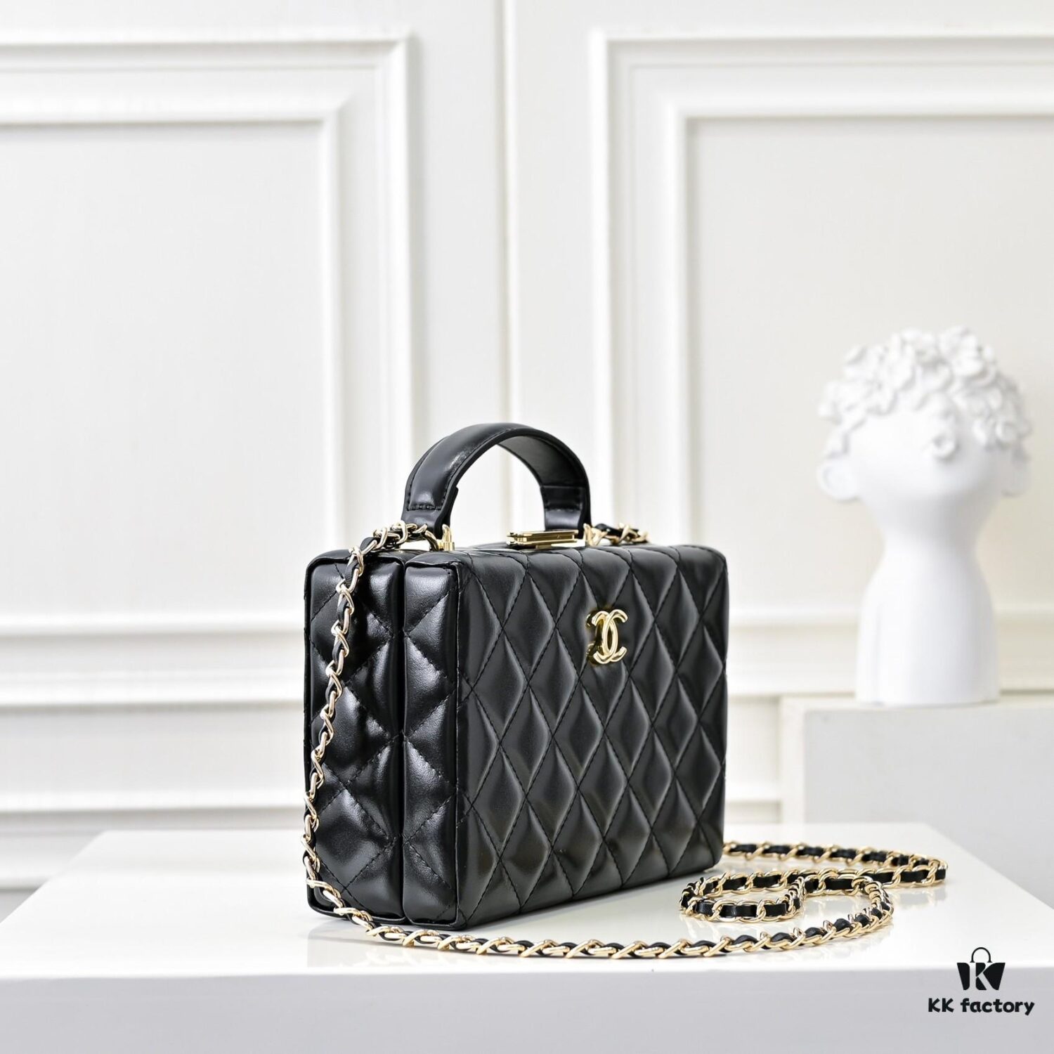69304fccf09edb6de4c4ea93 CHANEL 24K Makeup Pouch, Luxurious and Stylish, Top-Grain Leather with Durable Gold Chain, Classic CC Logo, Perfect for Everyday Elegance