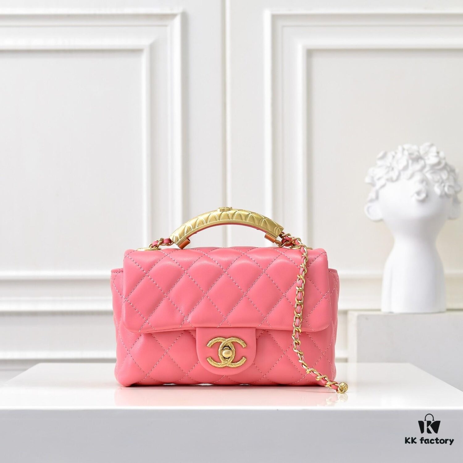 69304fe0f09edb6de4c4eaac Chanel 24B Latest Metal Adjustable Flap Bag, Soft Lambskin Shoulder Bag with Adjustable Strap for Multiple Wearing Styles