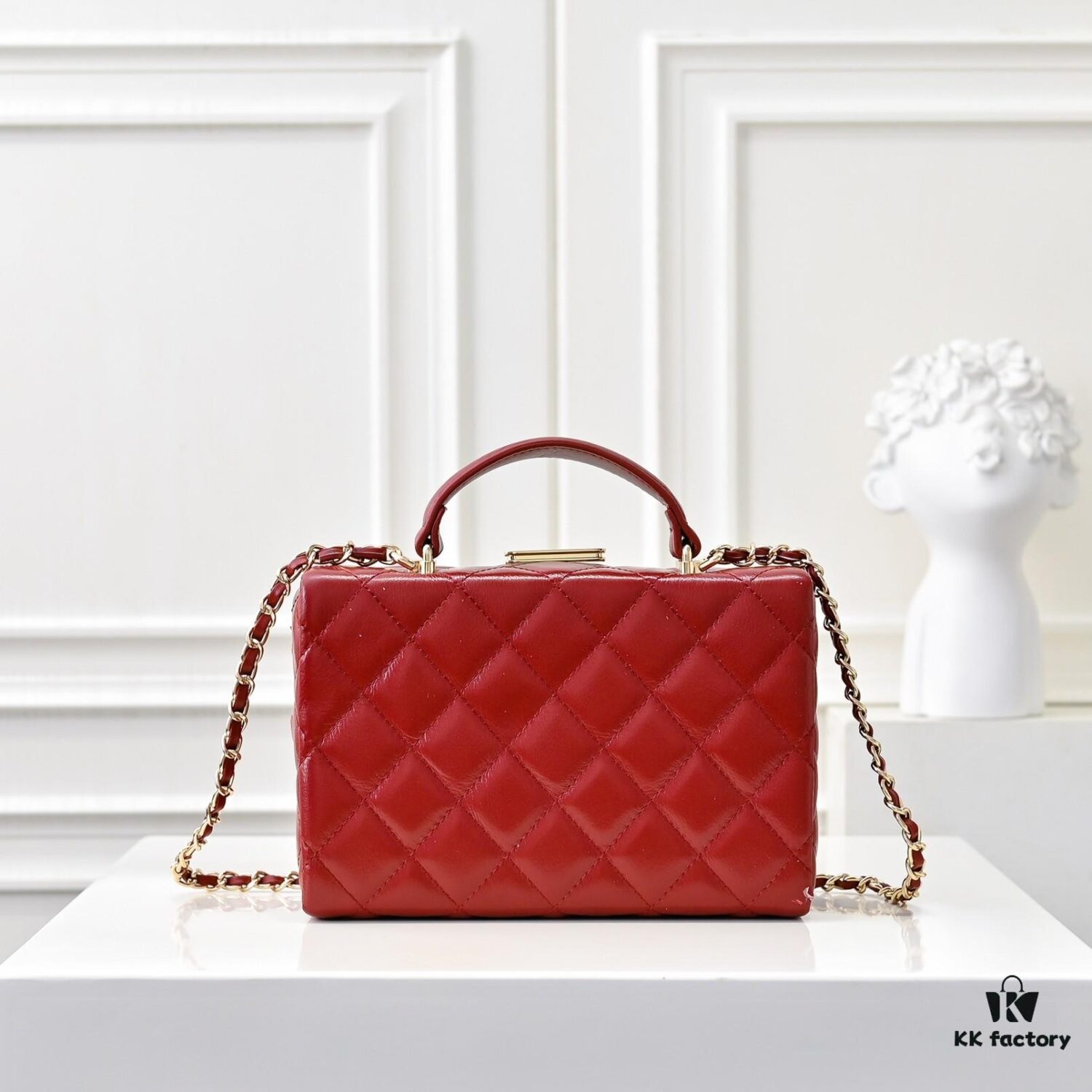 69304fe2f09edb6de4c4eab0 CHANEL 24K Makeup Pouch, Luxurious and Stylish, Top-Grain Leather with Durable Gold Chain, Double C Logo, Elegant and Practical Accessory