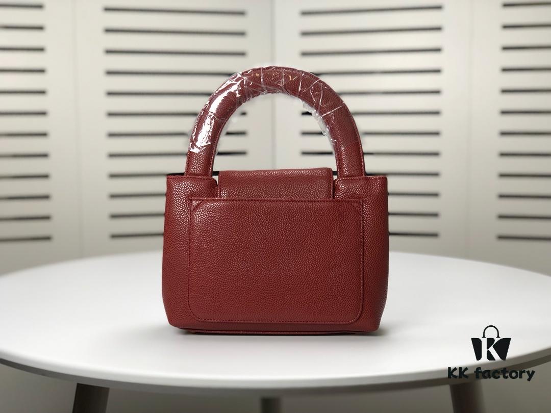 69305006f09edb6de4c4eae9 Chanel Vintage Handbag - Soft Imported Caviar Leather, Signature Logo Closure, Elegant Lady Style