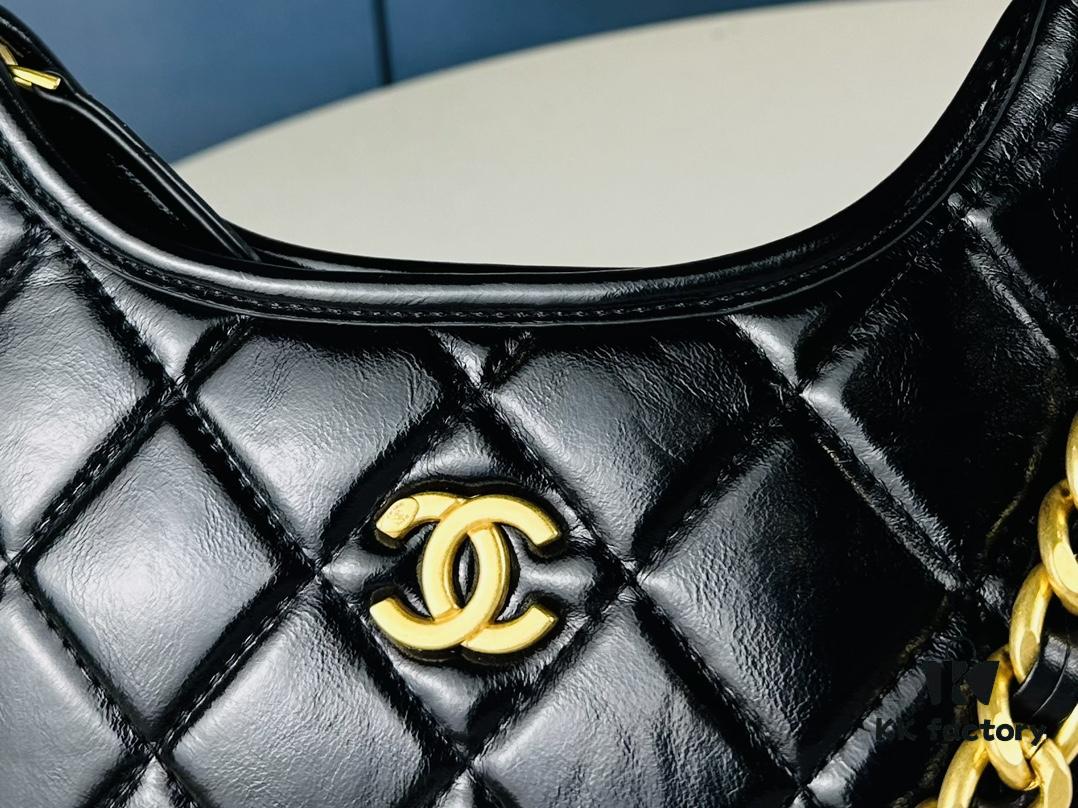 69305036f09edb6de4c4eb43 New Arrival Mini Batch No Filter | Today's Must-Have: Chanel 24A Hobo 🖤