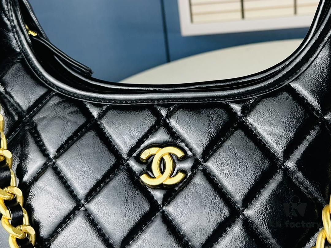 6930503af09edb6de4c4eb4a New Large Size Unfiltered Batch | Today's Must-Have: Chanel 24A Hobo ~ 🖤