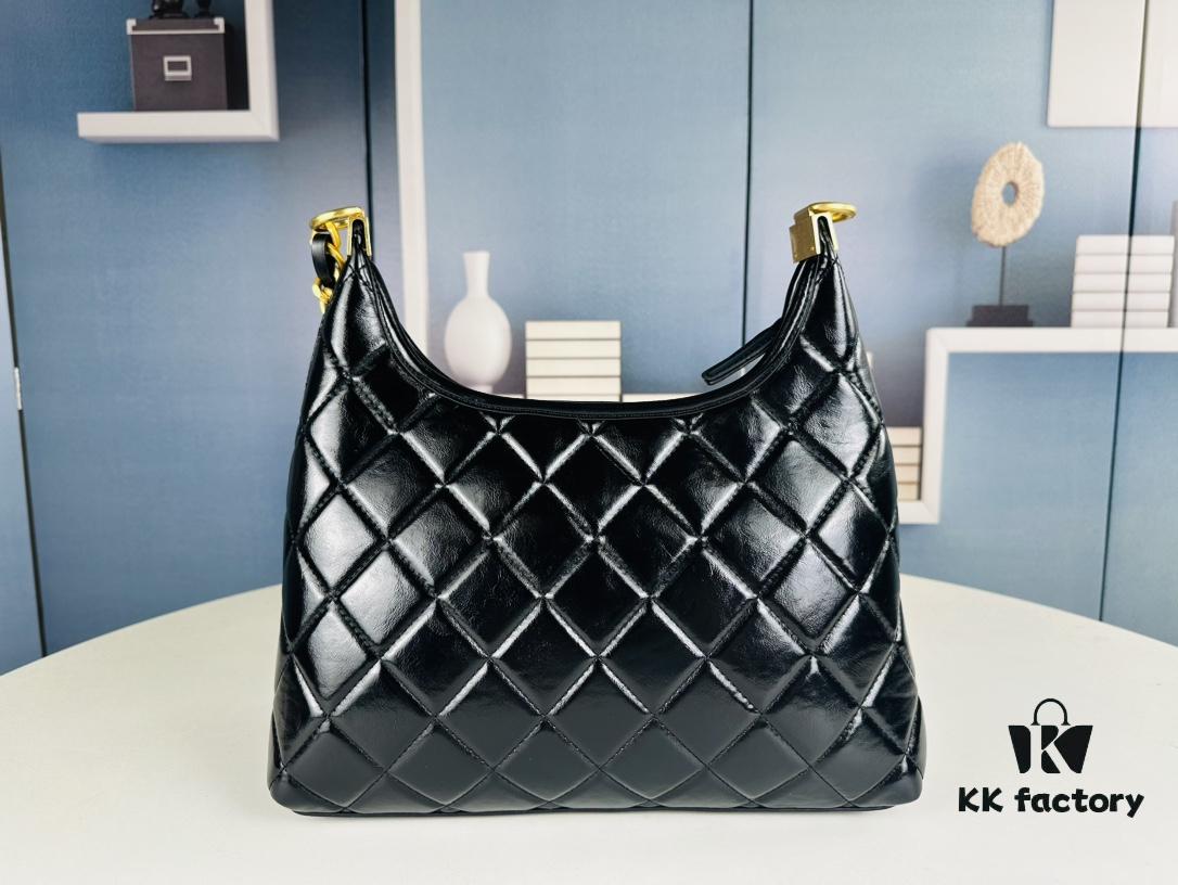 6930503af09edb6de4c4eb4b New Large Size Unfiltered Batch | Today's Must-Have: Chanel 24A Hobo ~ 🖤