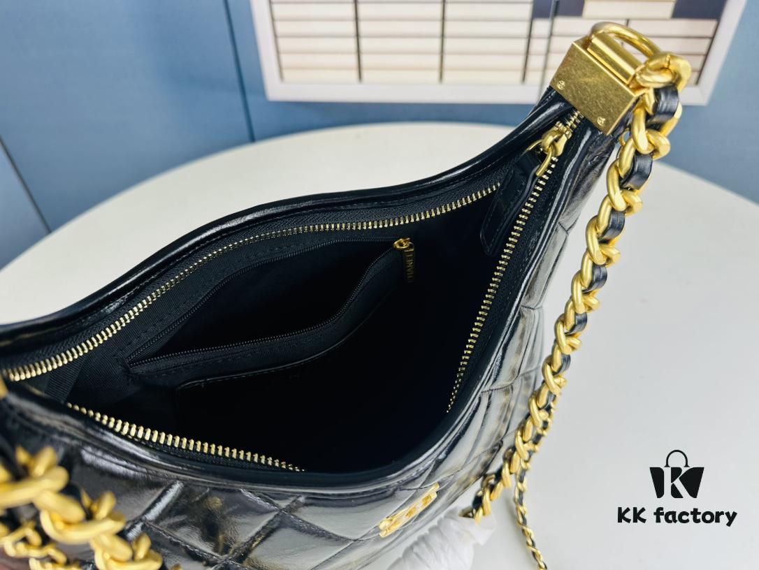 6930503cf09edb6de4c4eb4d New Large Size Unfiltered Batch | Today's Must-Have: Chanel 24A Hobo ~ 🖤