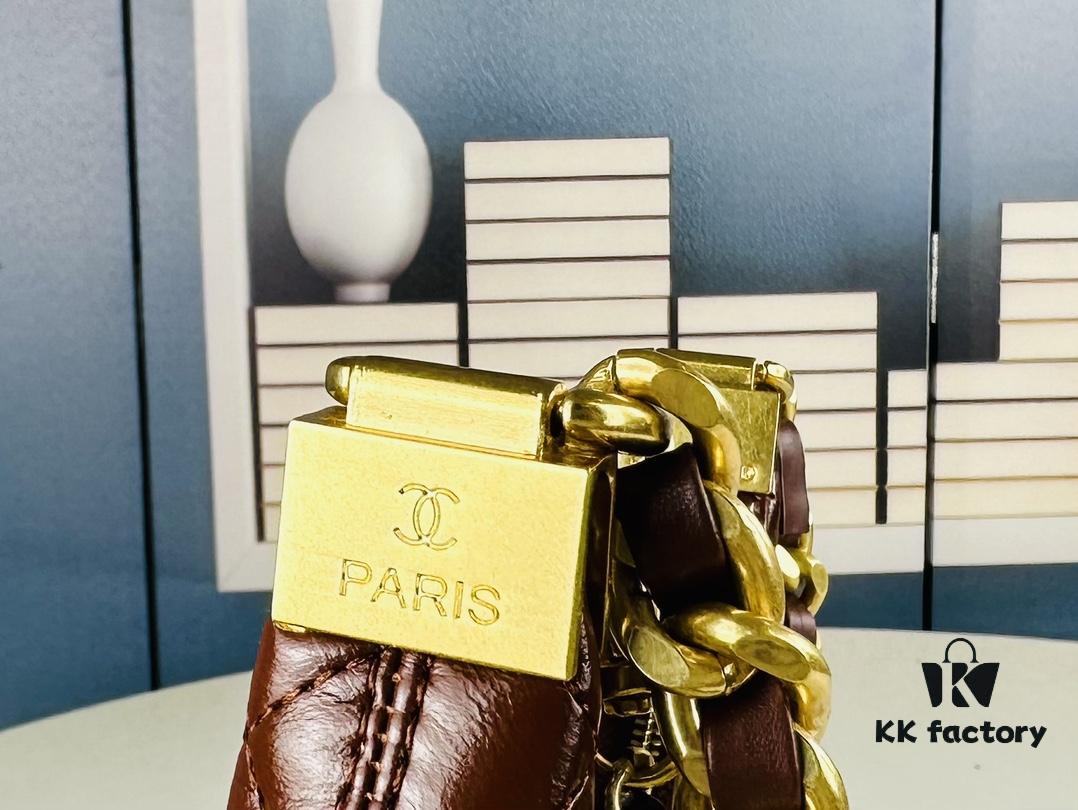 69305041f09edb6de4c4eb54 New Arrival Mini Unfiltered | Today's Must-Have: Chanel 24A Hobo ~ 🖤