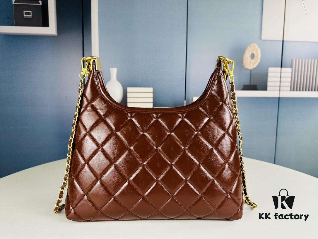 69305046f09edb6de4c4eb5d New Large Size Unfiltered Batch | Today's Must-Have: Chanel 24A Hobo ~ 🖤