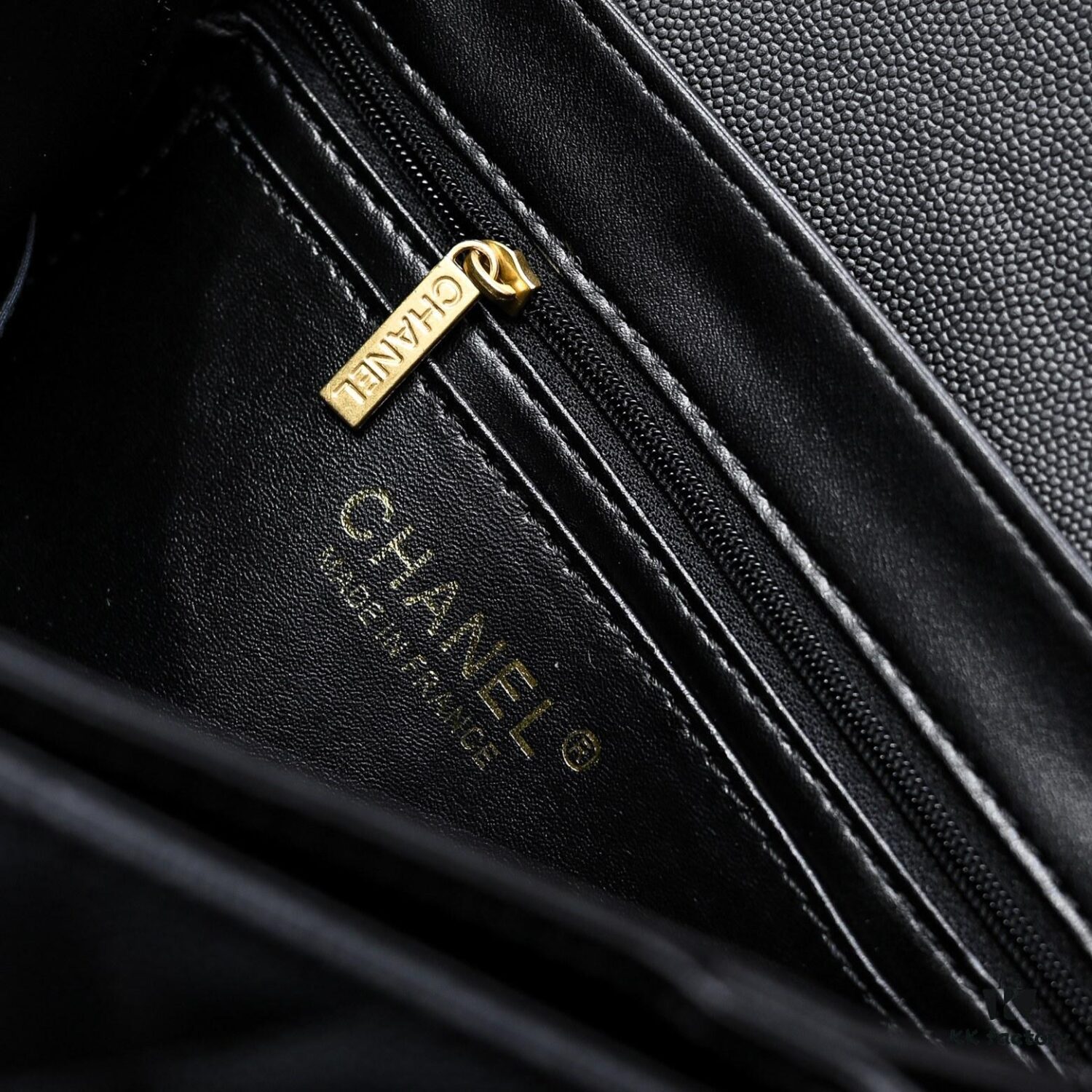 69305062f09edb6de4c4eb81 Large Size 👑 CHANEL 24k Fall/Winter New Arrival Caviar Leather Handbag with Unique Texture – Detachable Strap for Handheld or Crossbody Wear