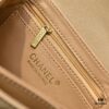 Medium 👑 CHANEL 24K Fall/Winter New Arrival Caviar Leather Handbag with Unique Texture – Detachable Strap for Crossbody or Handheld Wear