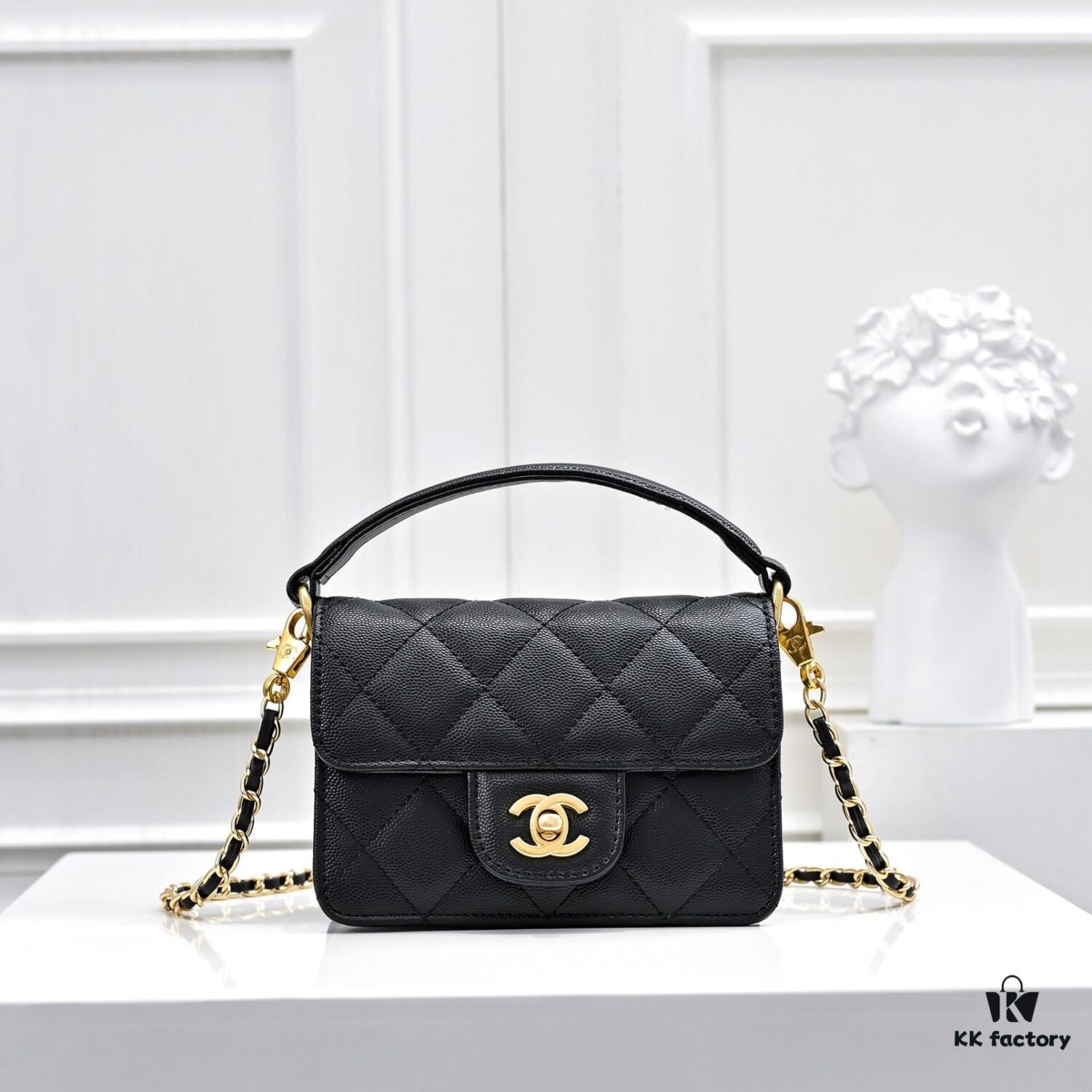 6930507ef09edb6de4c4eba0 Mini CHANEL 24k Fall/Winter New Arrival with Caviar Leather, Unique Texture, Convertible Handheld or Crossbody, Detachable Strap