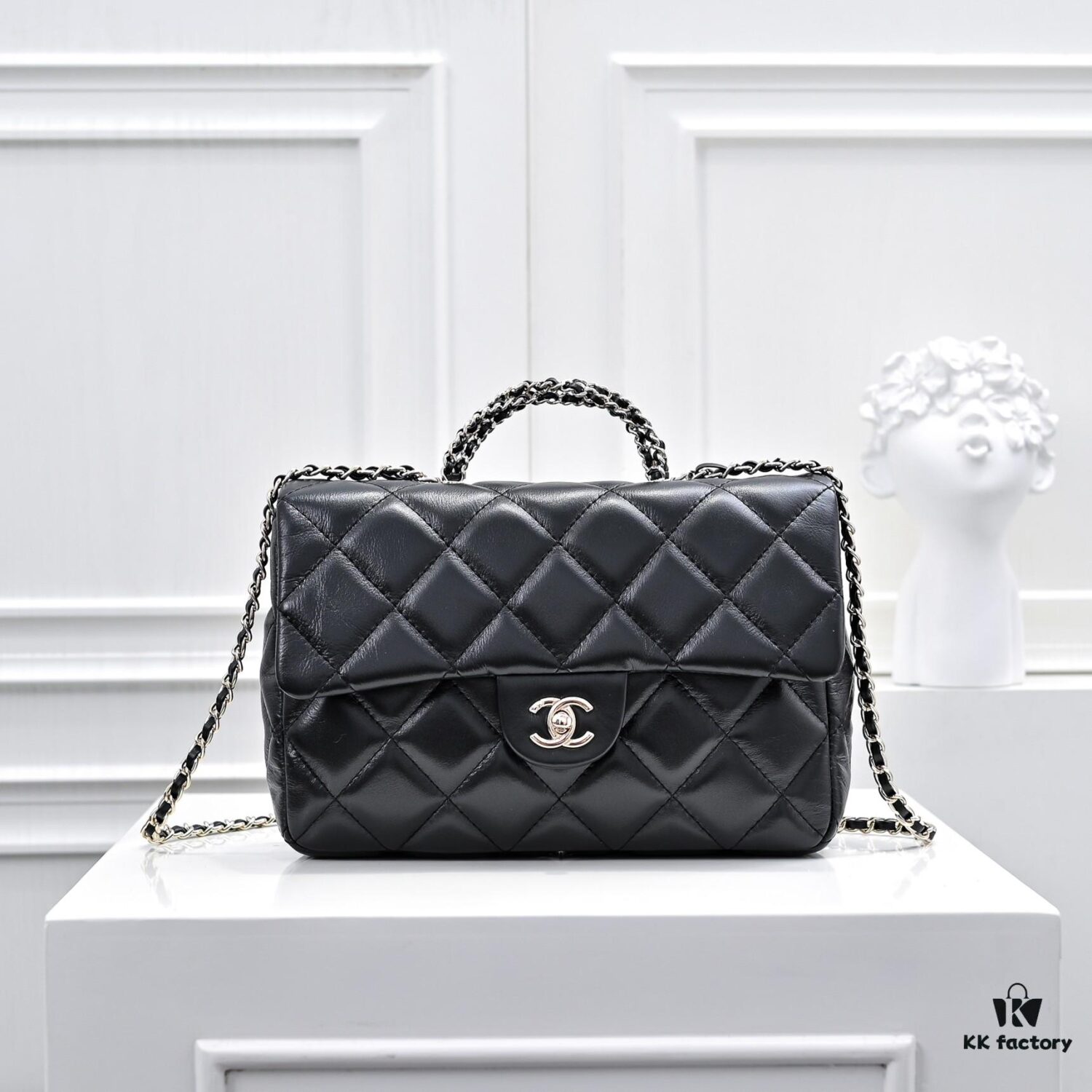 69305085f09edb6de4c4eba8 Large Size 👑 Chanel 24B New Collection Top-Grain Oil-Waxed Leather Handbag with Braided Metal Chain Handle