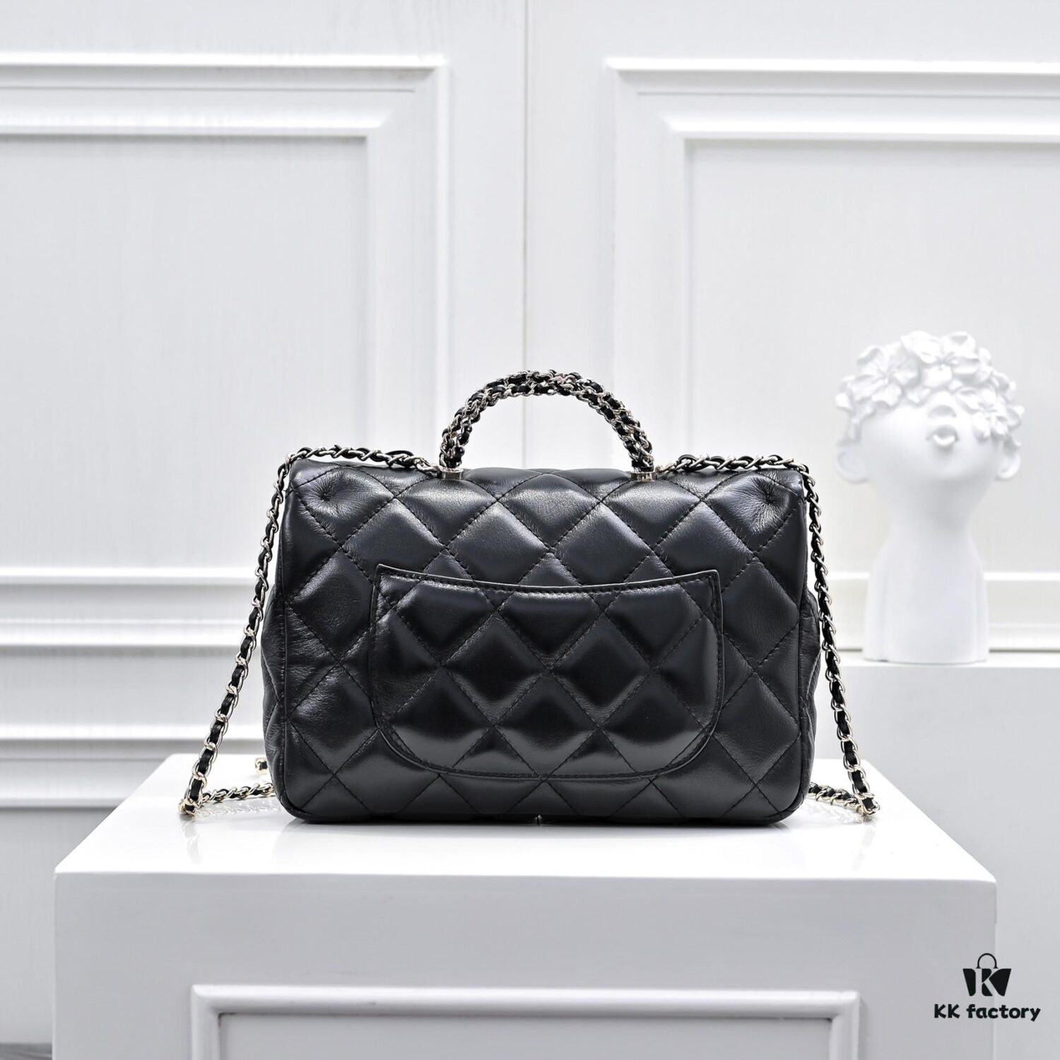 69305088f09edb6de4c4eba9 Large Size 👑 Chanel 24B New Collection Top-Grain Oil-Waxed Leather Handbag with Braided Metal Chain Handle