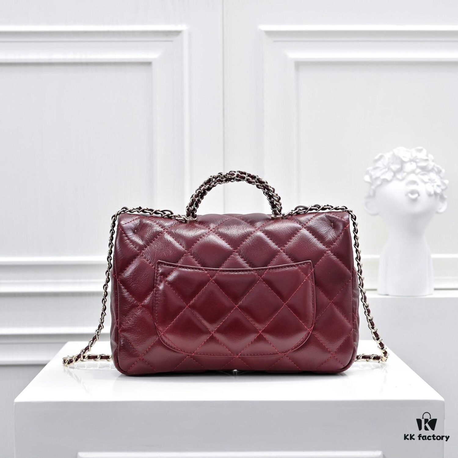 69305093f09edb6de4c4ebb1 Large Size 👑 Chanel 24B New Collection Top-Grain Waxed Leather Bag with Braided Metal Chain Handle