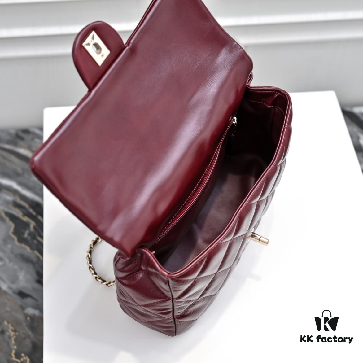 6930509bf09edb6de4c4ebb9 Large Size 👑 Chanel 24B New Collection Top-Grain Waxed Leather Bag with Braided Metal Chain Handle