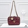 693050abf09edb6de4c4ebcc CHANEL 24K Autumn/Winter New Collection Camera Bag, Full-Grain Leather, Eye-Catching Double C Logo, Classic and Unique Design